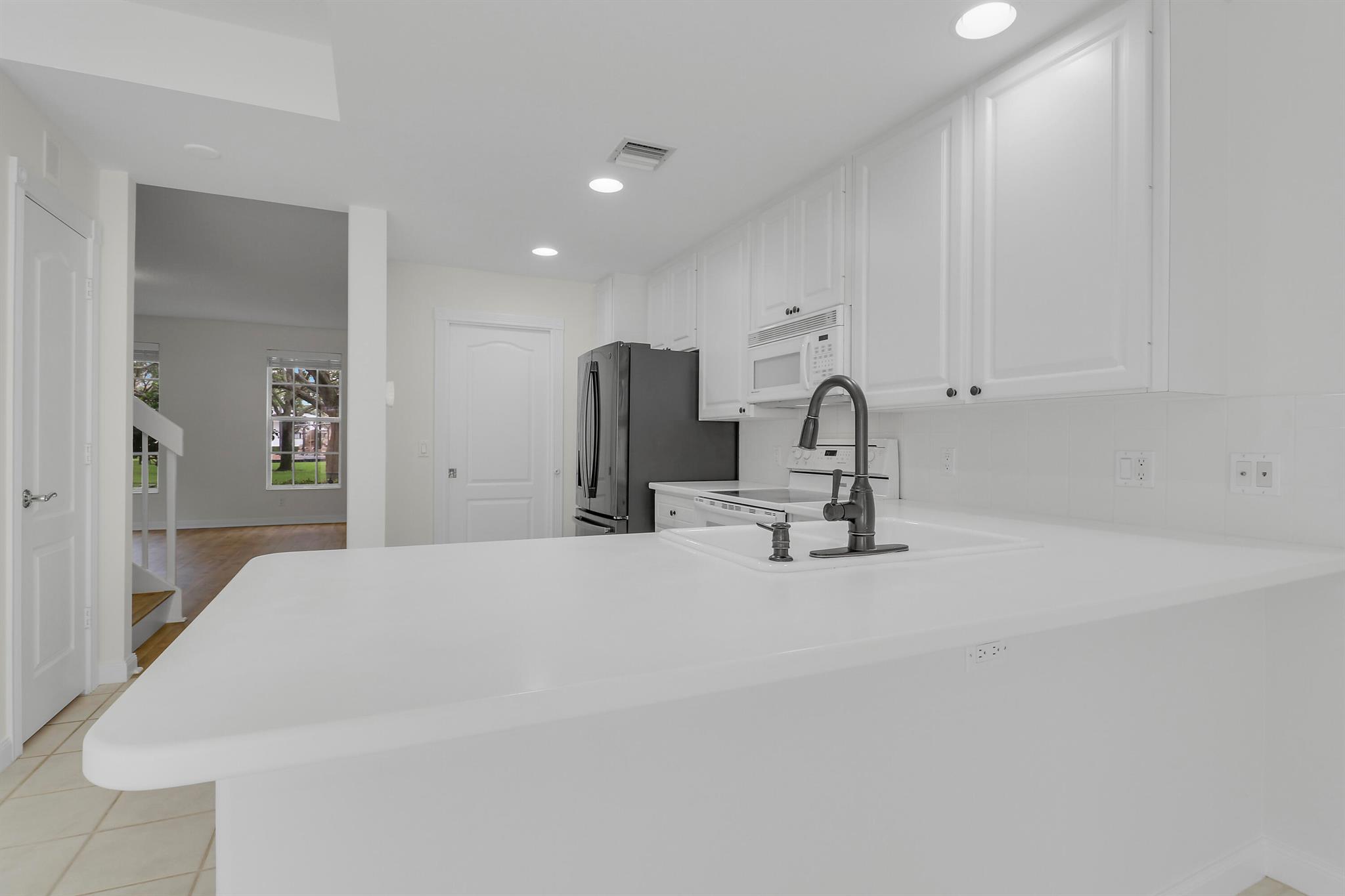 192 Poinciana Dr Jupiter, FL 33458