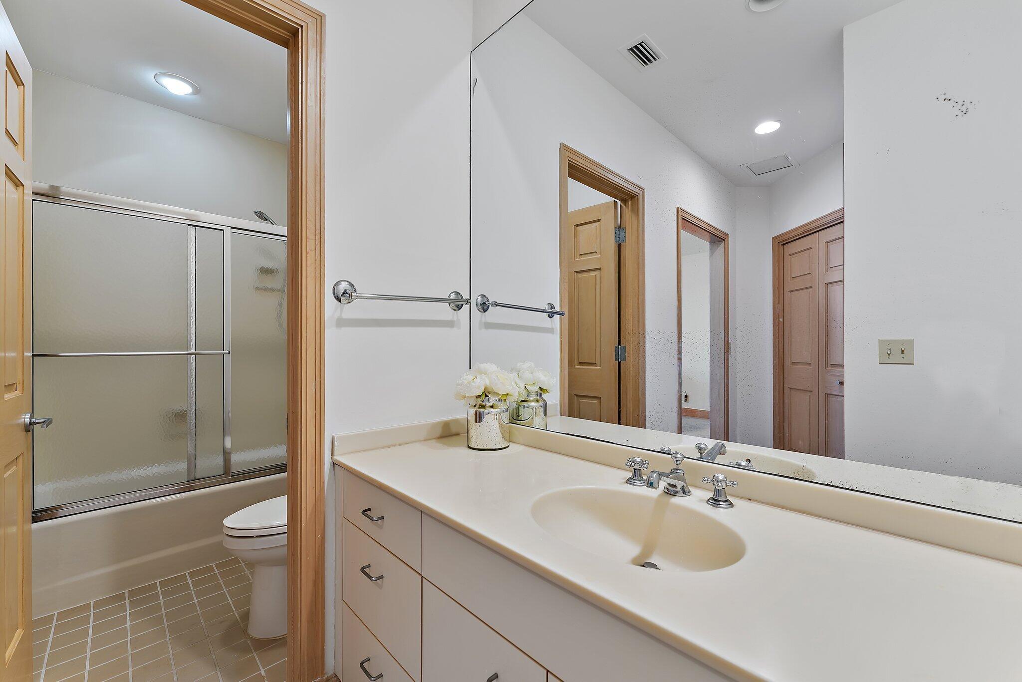 1454 Point Way North Palm Beach, FL 33408