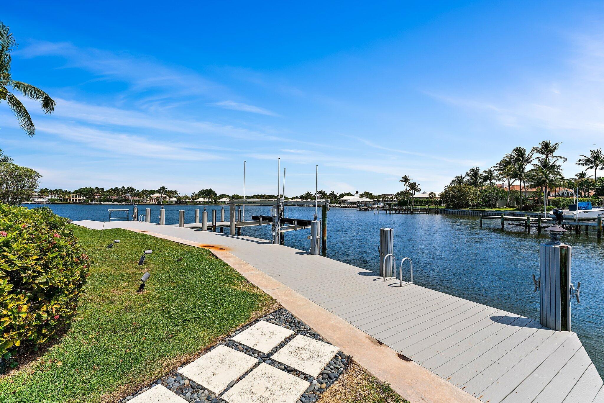 1454 Point Way North Palm Beach, FL 33408