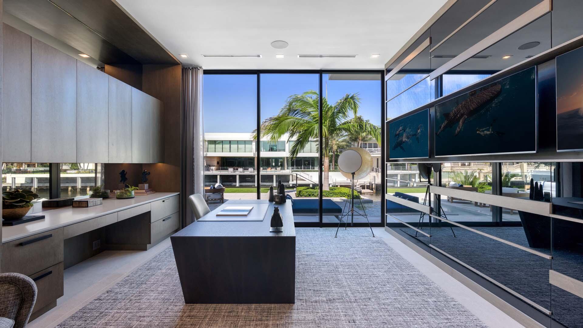 207 W Coconut Palm Rd Boca Raton, FL 33432