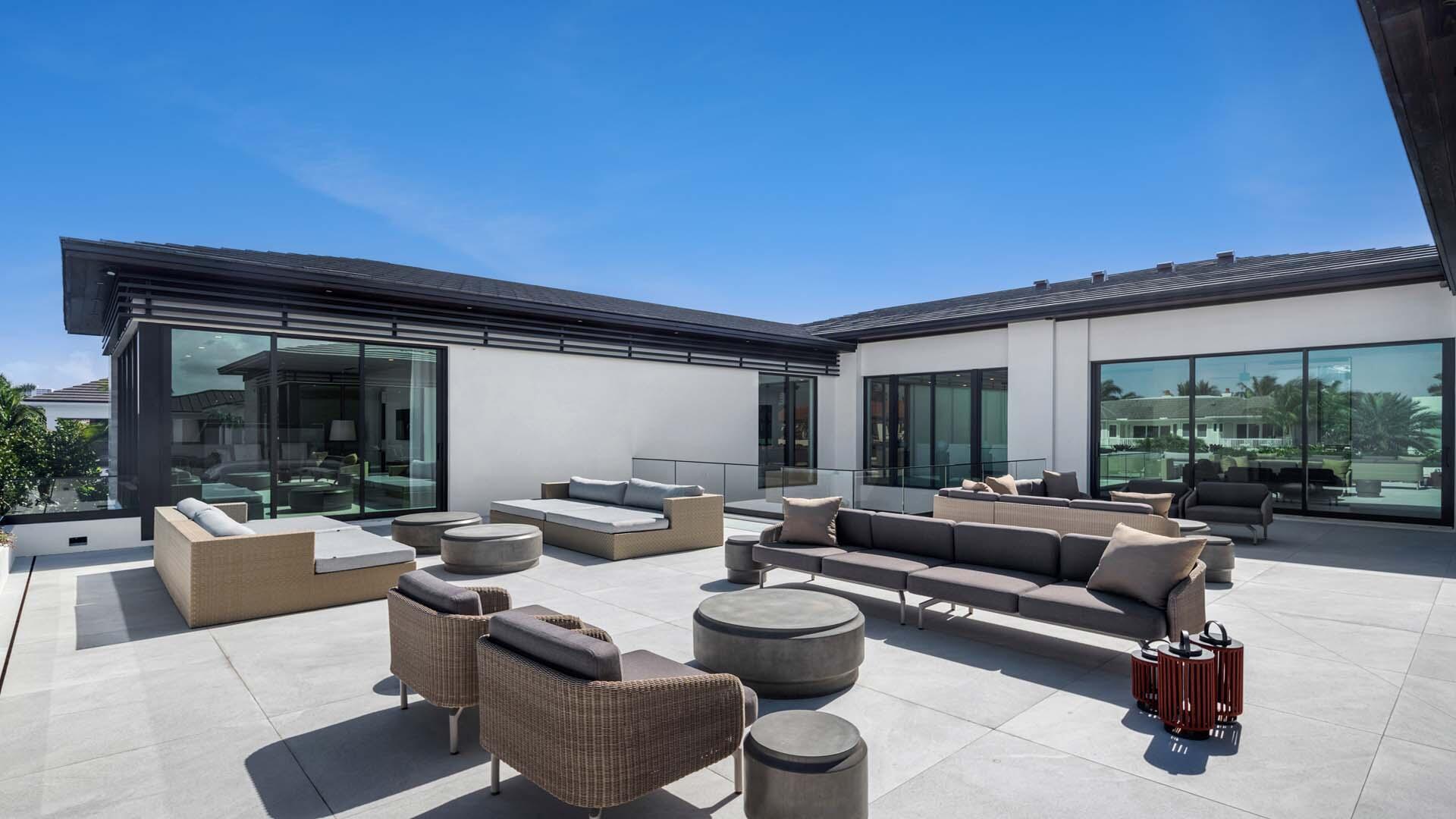 207 W Coconut Palm Rd Boca Raton, FL 33432