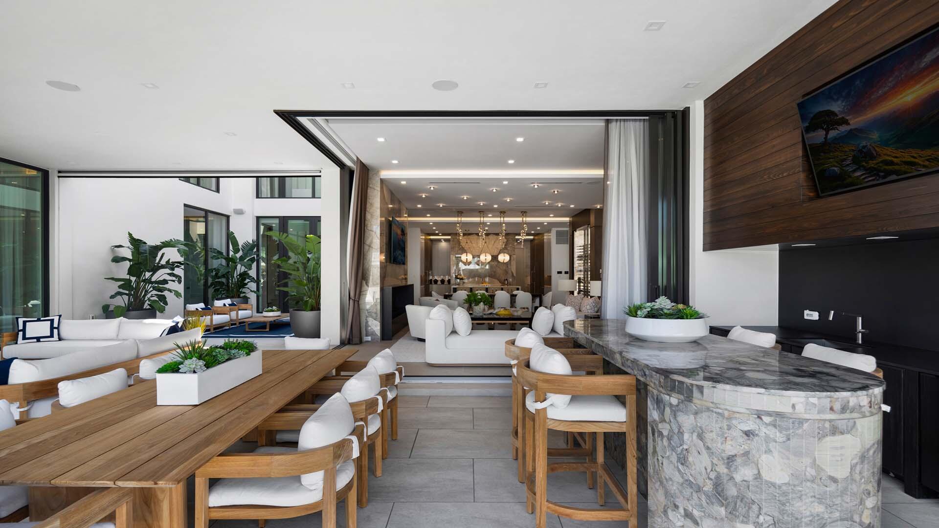 207 W Coconut Palm Rd Boca Raton, FL 33432