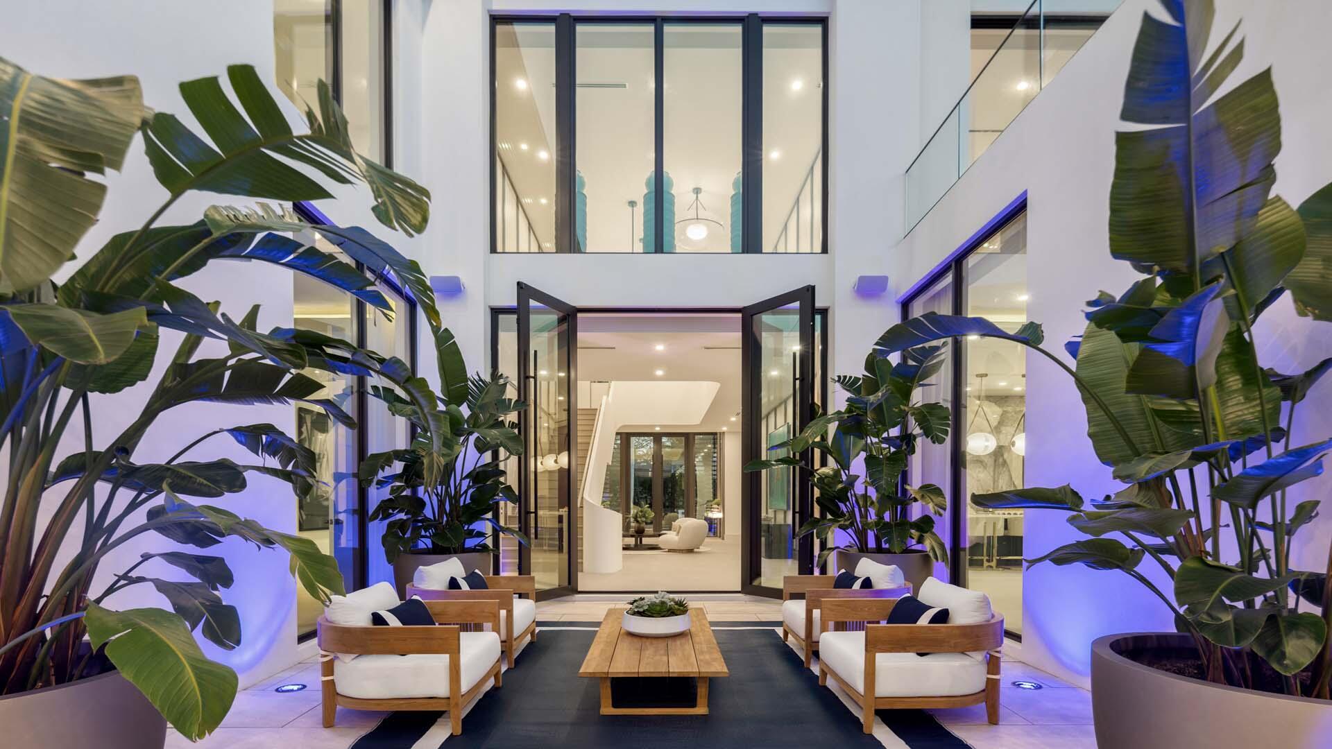 207 W Coconut Palm Rd Boca Raton, FL 33432