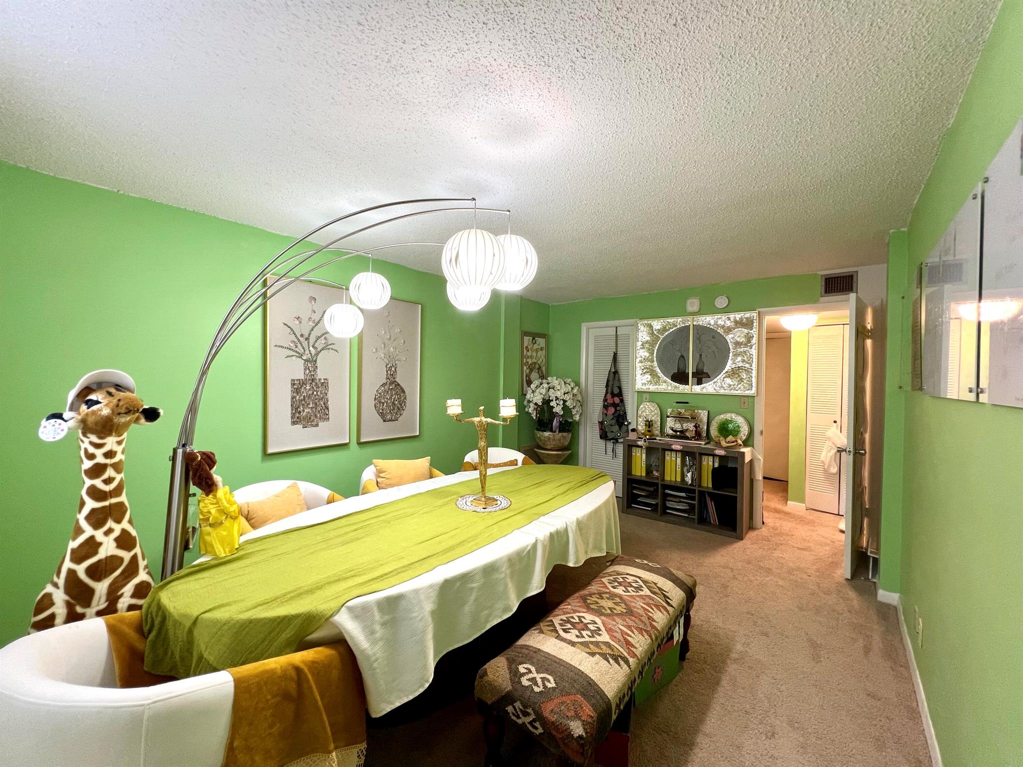 500 Executive Ctr Dr #3-F