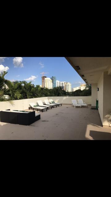 519 SW 5th #519a Fort Lauderdale, FL 33315
