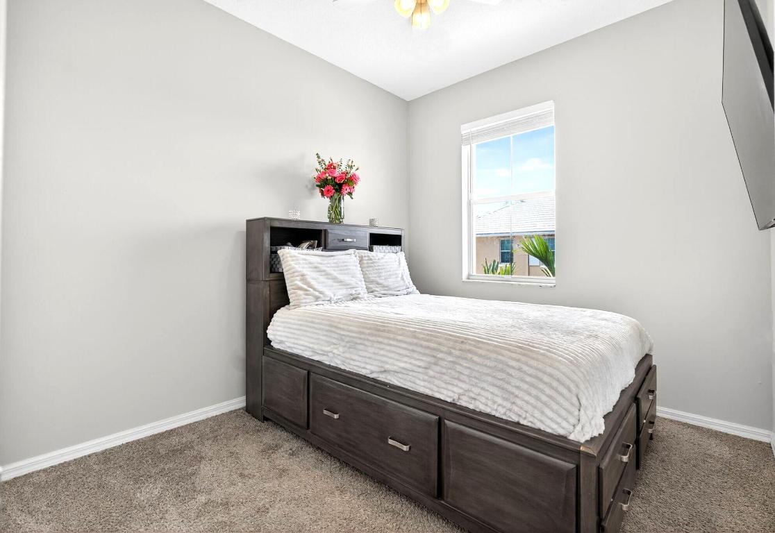 4118 Greenway Jupiter, FL 33458