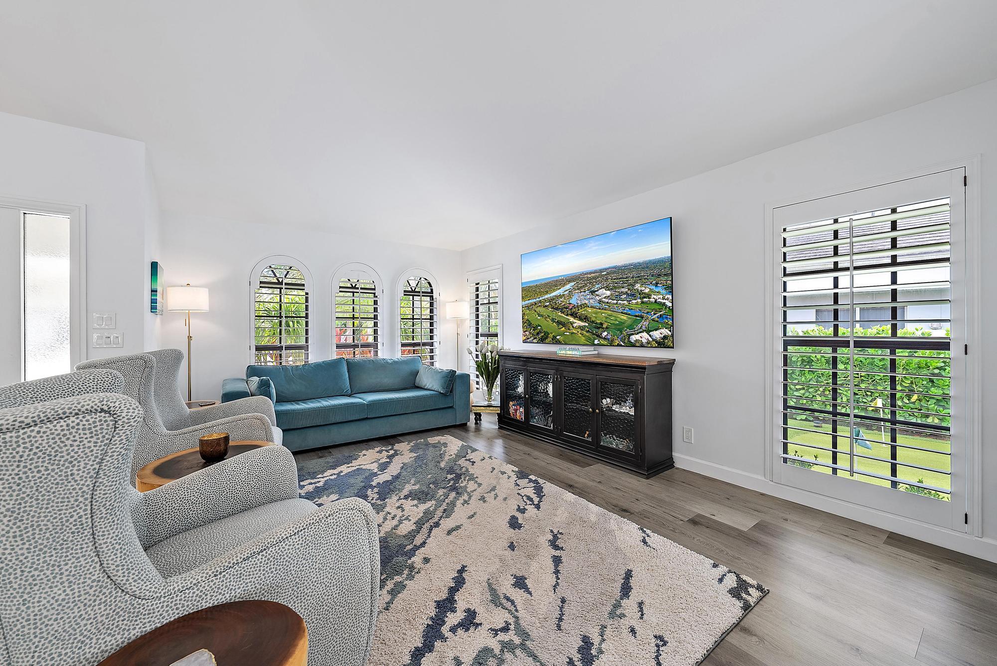 129 Olympus Way Jupiter, FL 33477