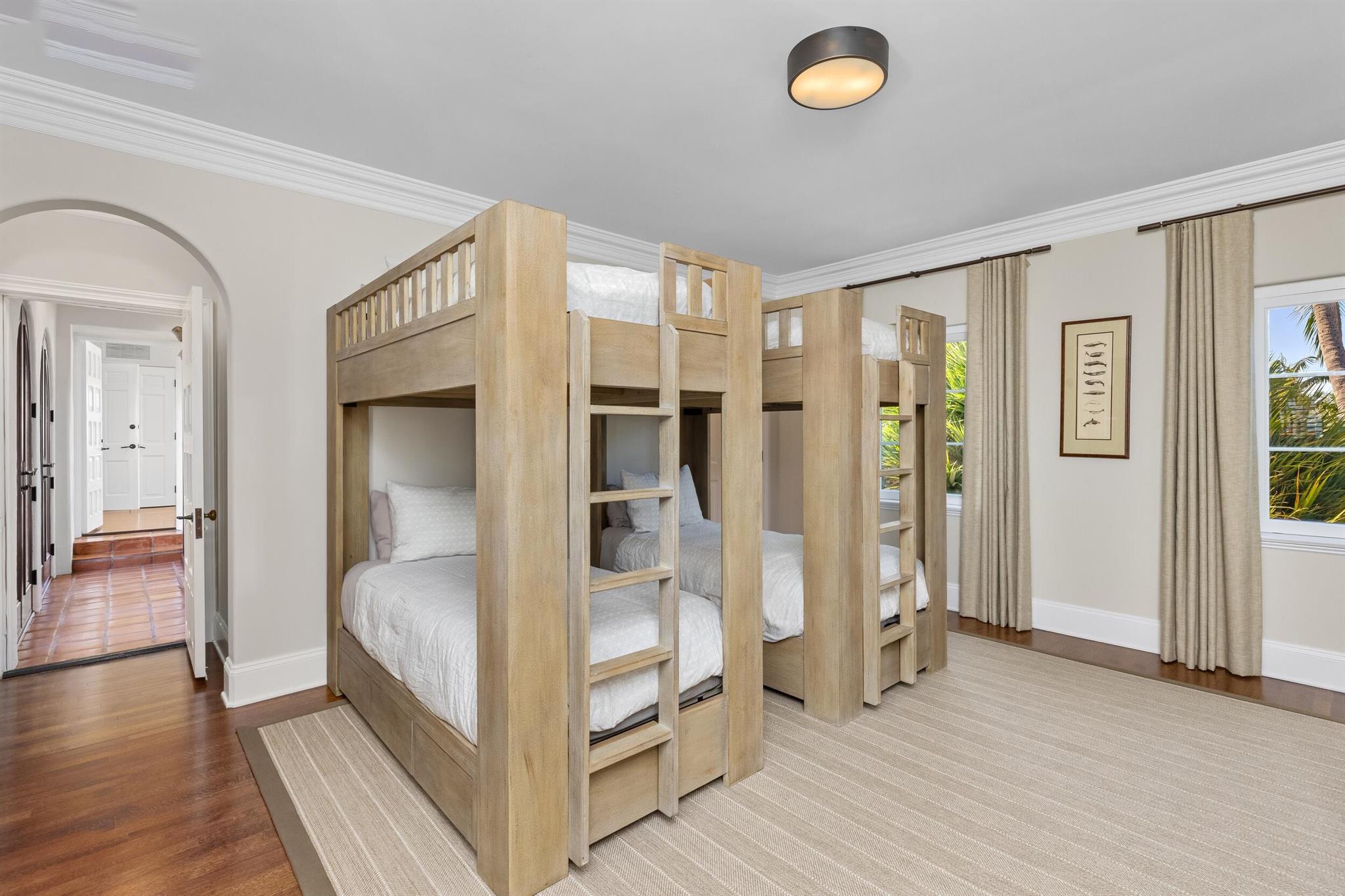 115 Via La Selva Palm Beach, FL 33480