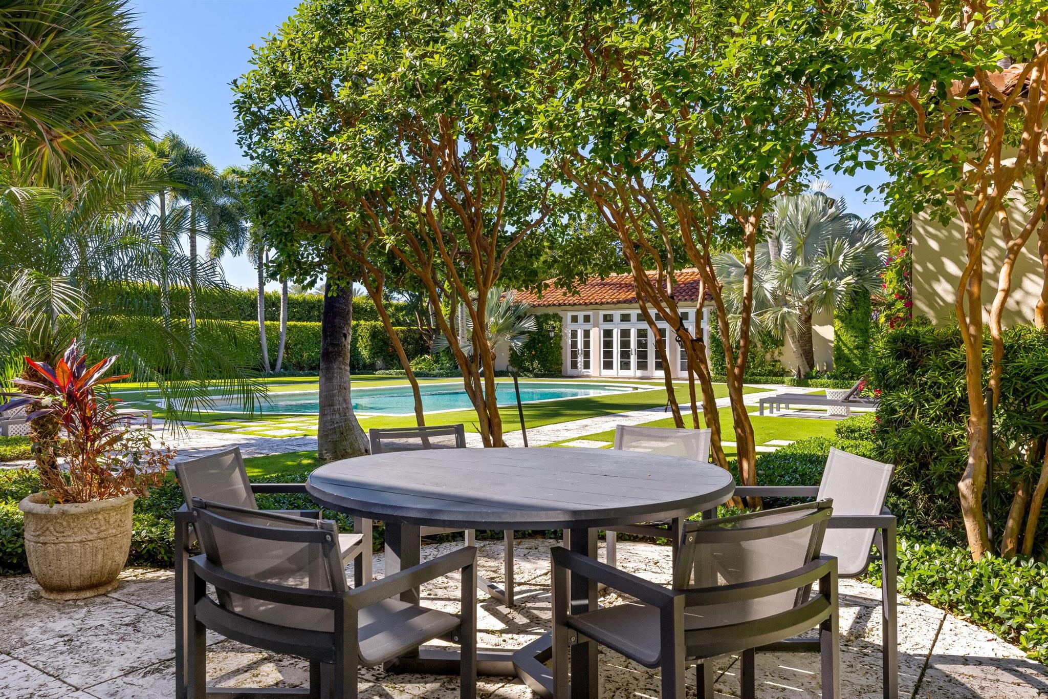 115 Via La Selva Palm Beach, FL 33480