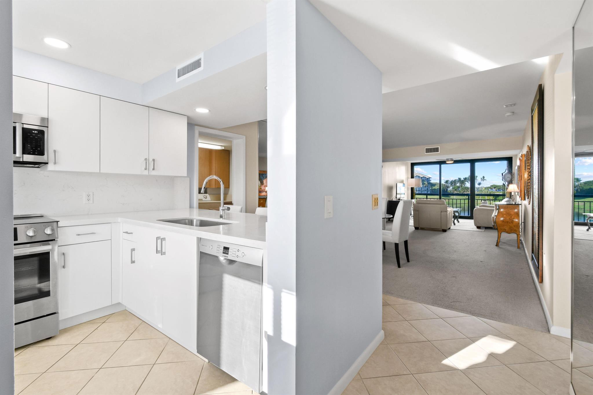 501 S Seas Dr #206 Jupiter, FL 33477