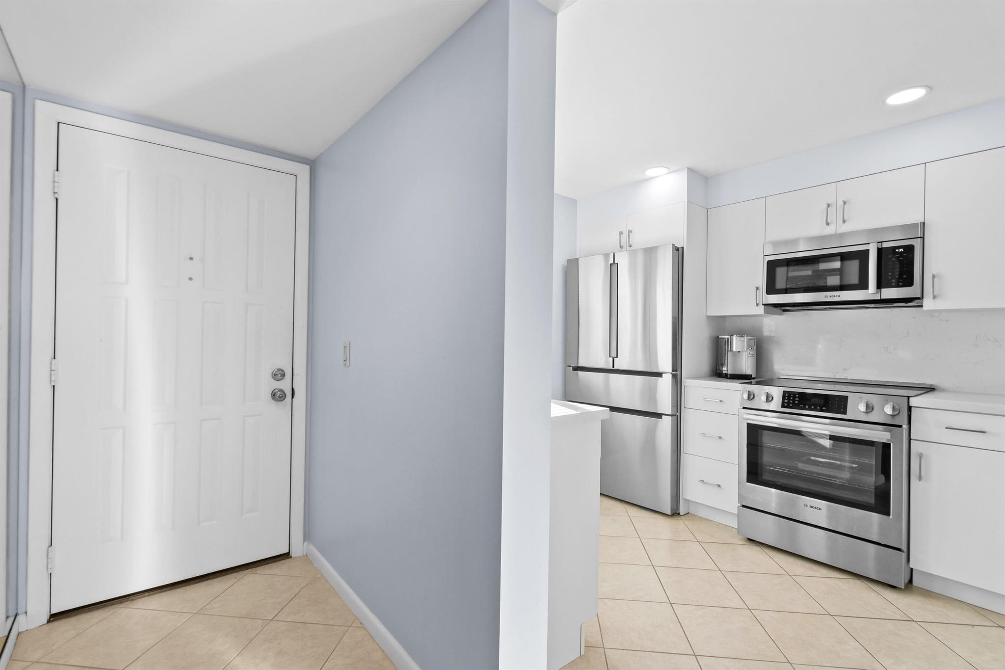 501 S Seas Dr #206 Jupiter, FL 33477