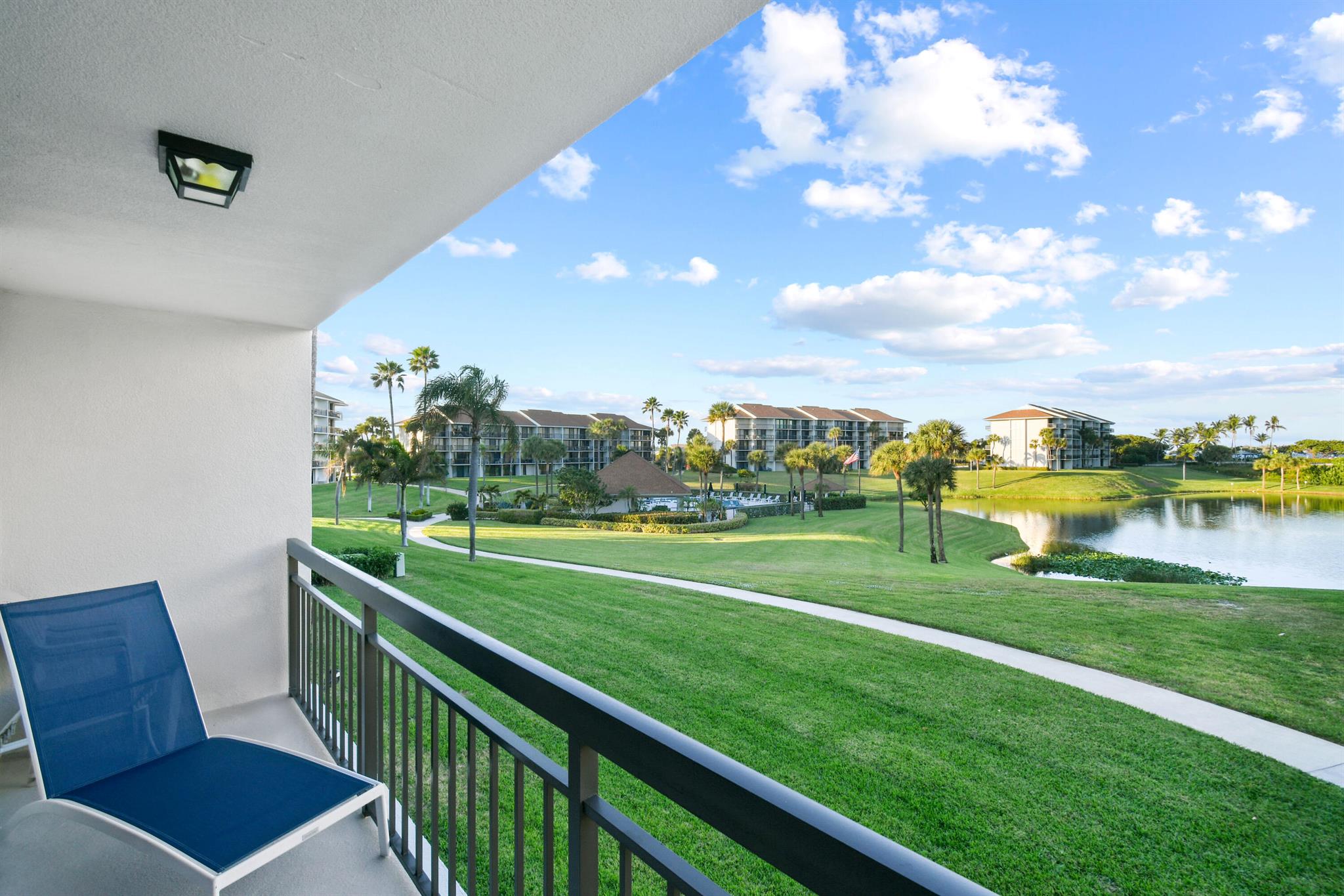 501 S Seas Dr #206 Jupiter, FL 33477