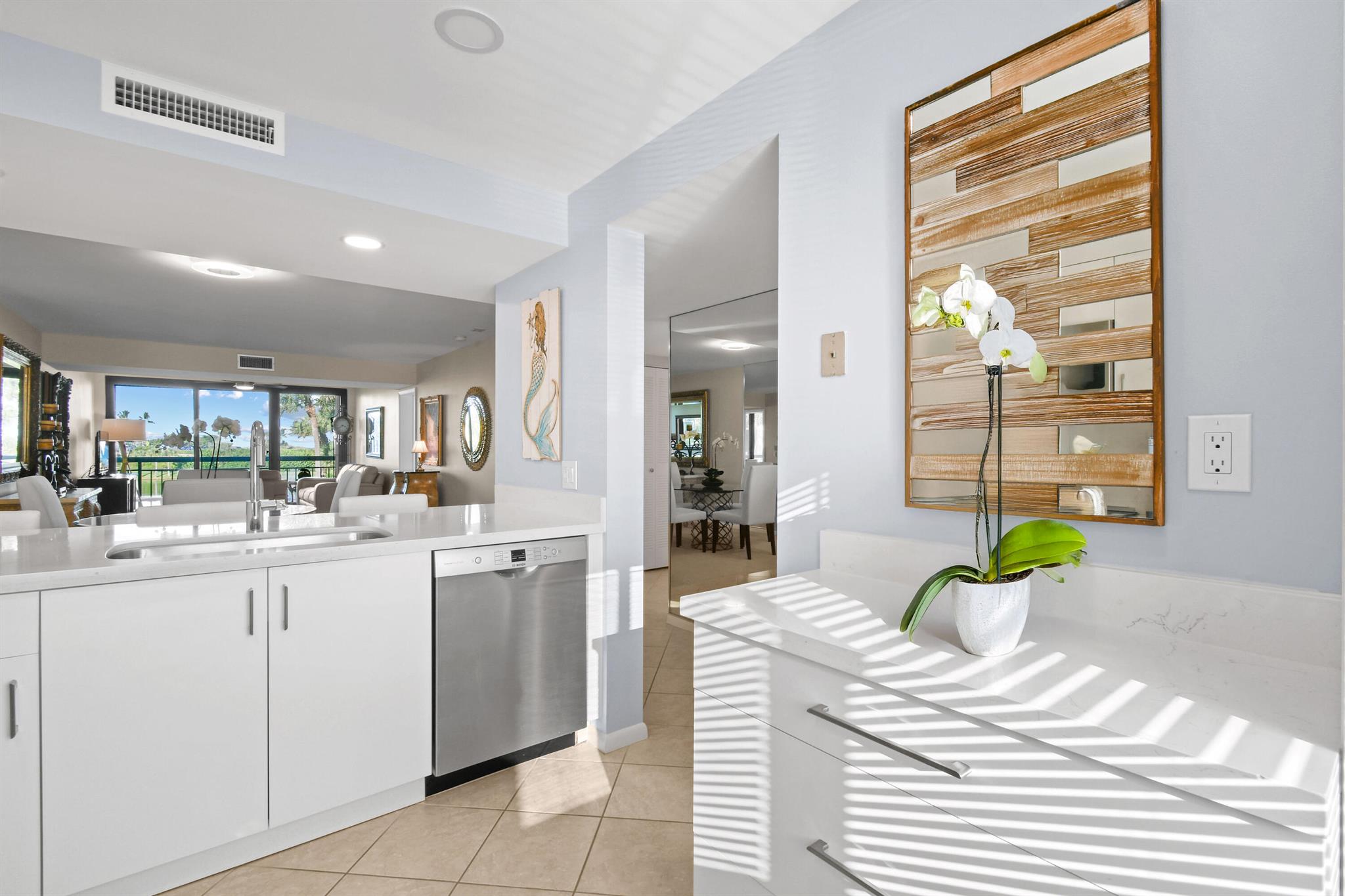 501 S Seas Dr #206 Jupiter, FL 33477