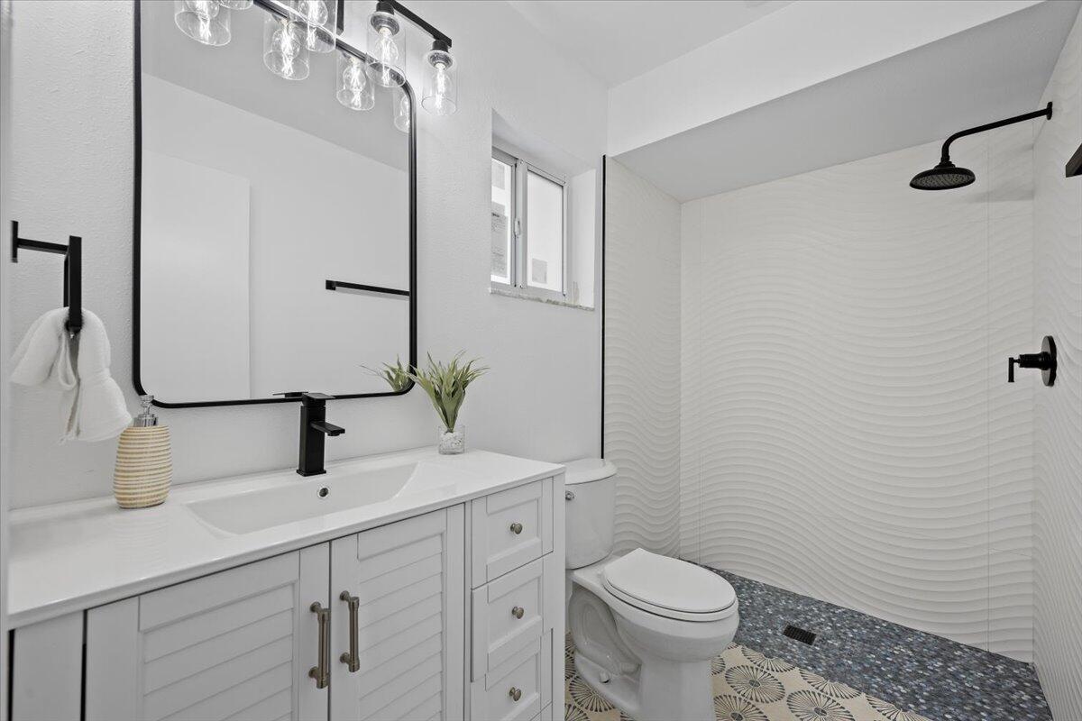 19052 SE Hillcrest Dr Tequesta, FL 33469