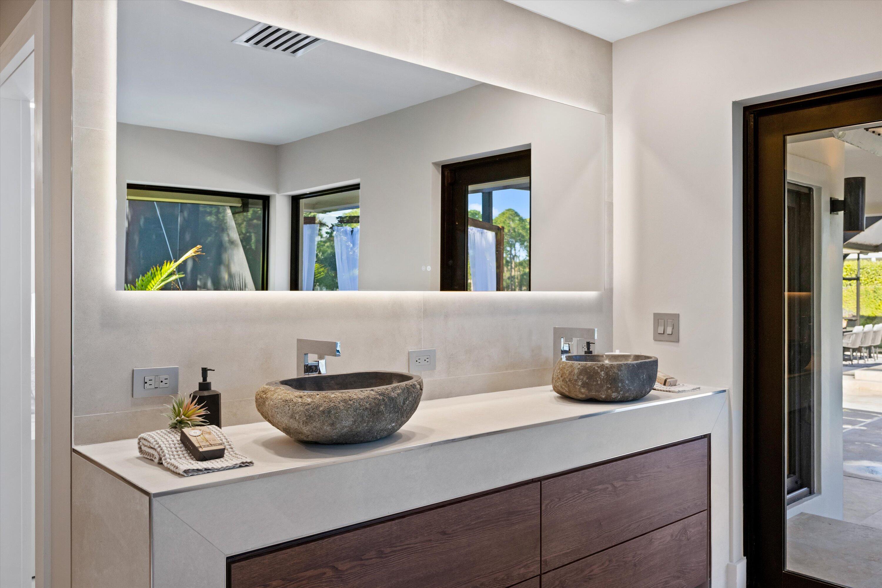 1648 Breakers West West Palm Beach, FL 33411