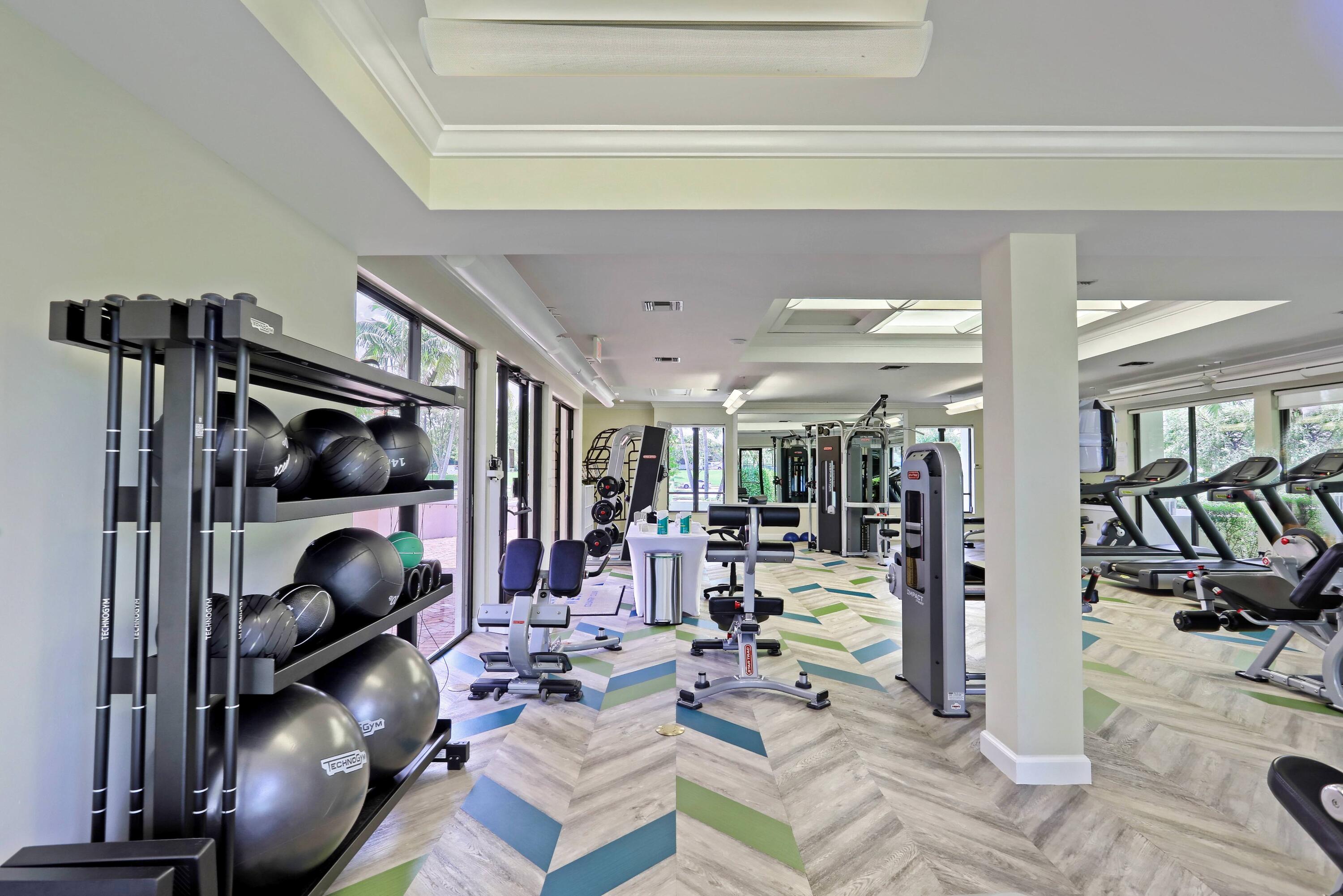 1648 Breakers West West Palm Beach, FL 33411