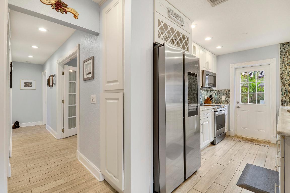 503 N Perry Jupiter, FL 33458