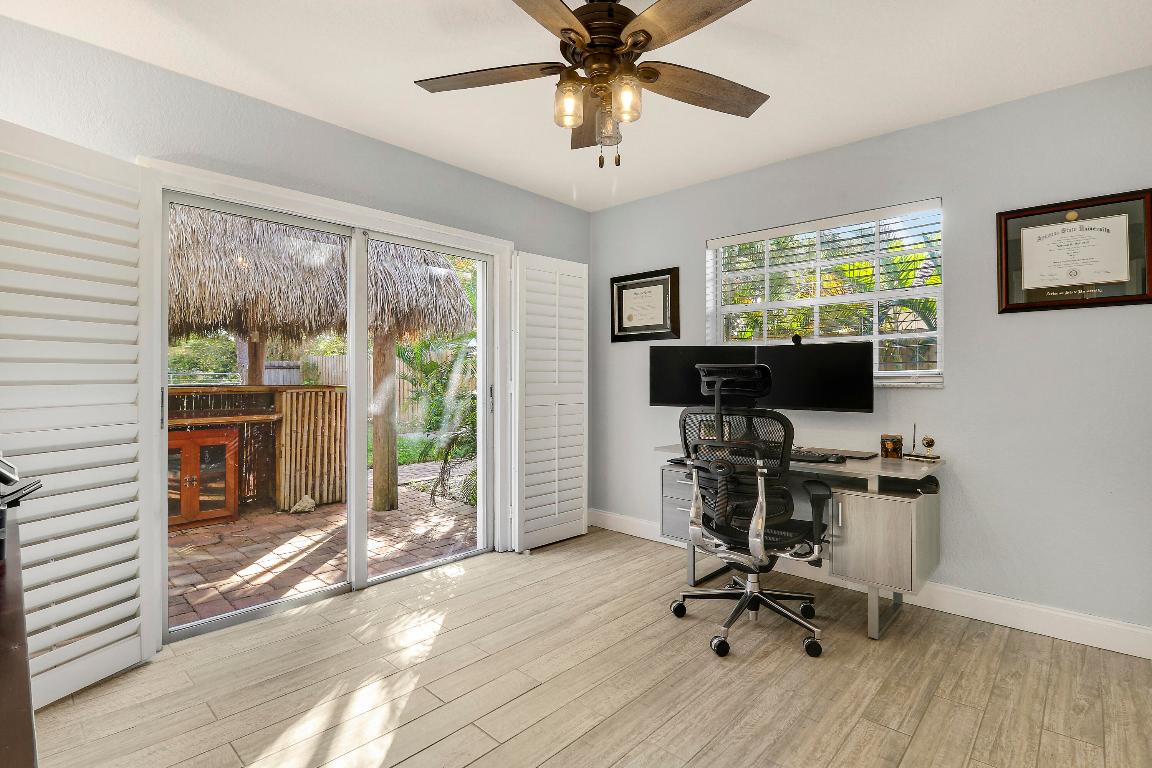 503 N Perry Jupiter, FL 33458