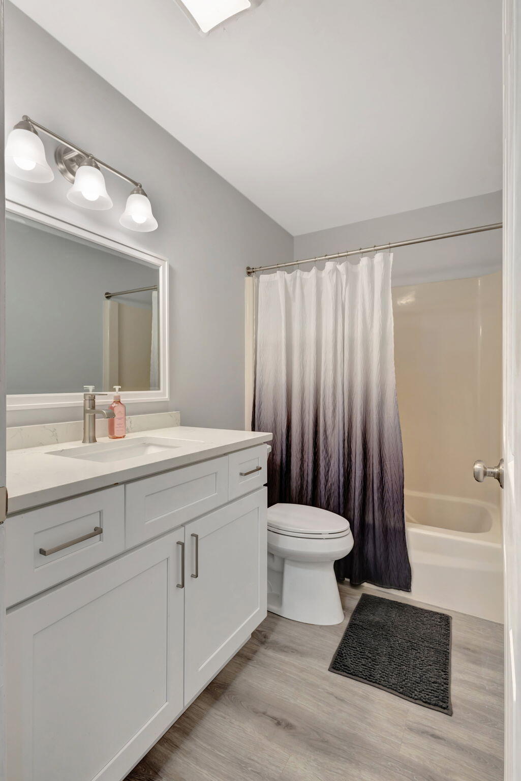 431 Jupiter Lks #2109d Jupiter, FL 33458