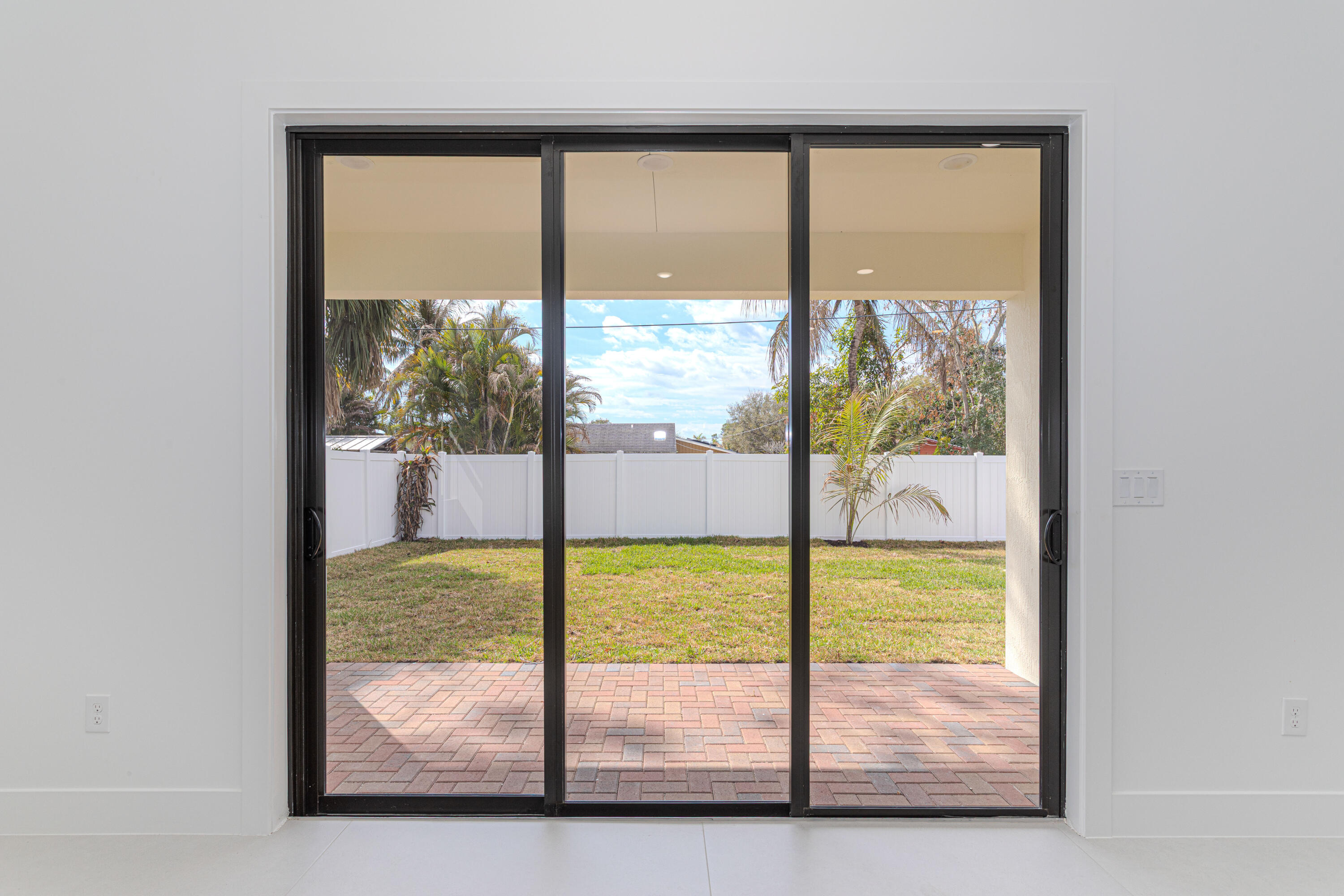 308 4th Jupiter, FL 33458