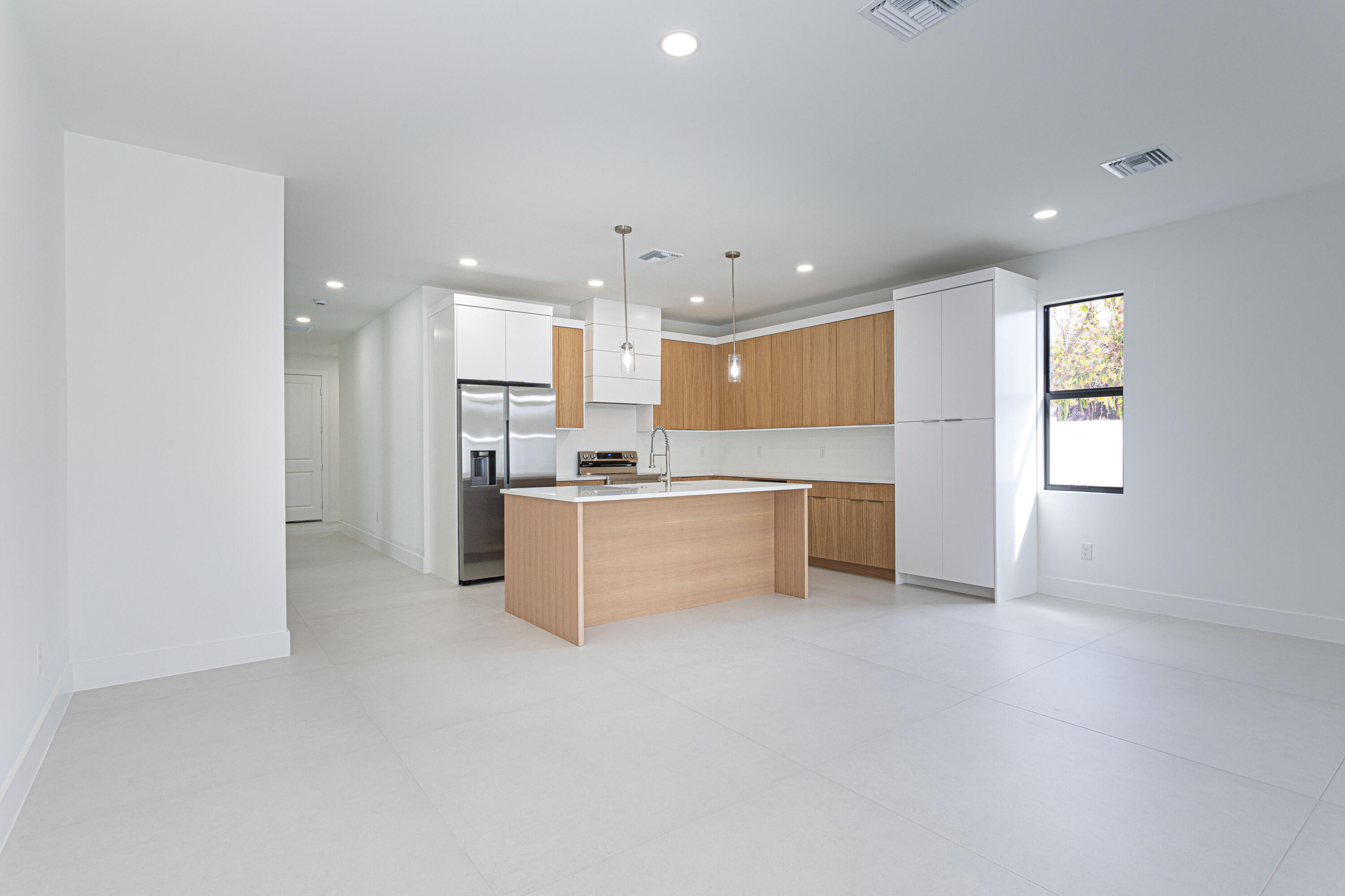 308 4th Jupiter, FL 33458