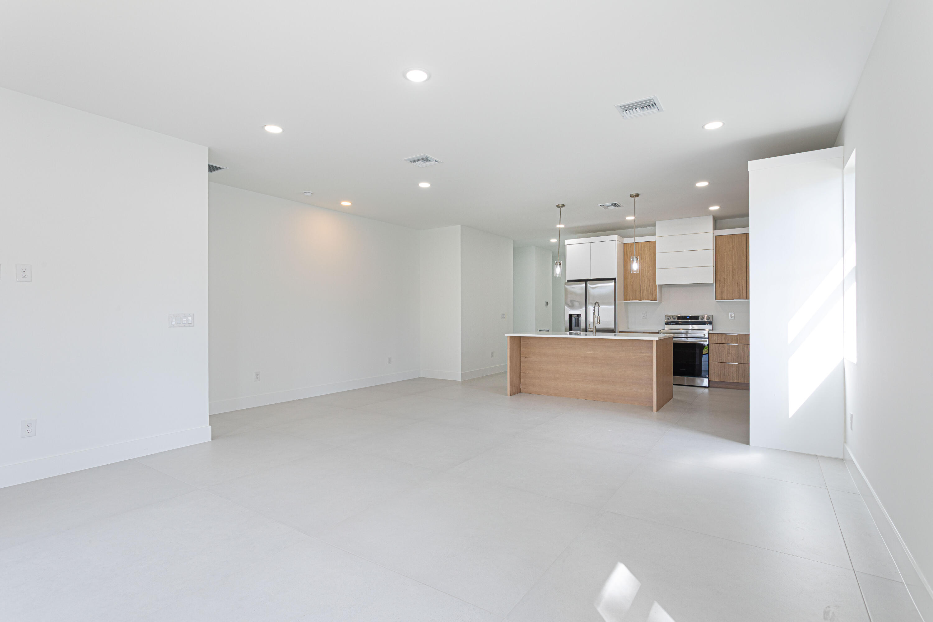 308 4th Jupiter, FL 33458