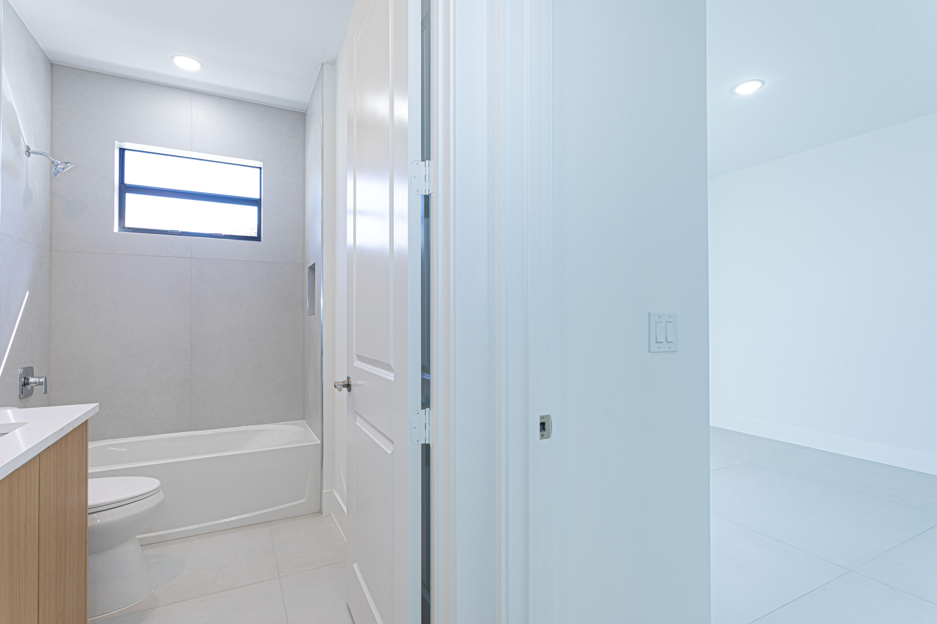 308 4th Jupiter, FL 33458