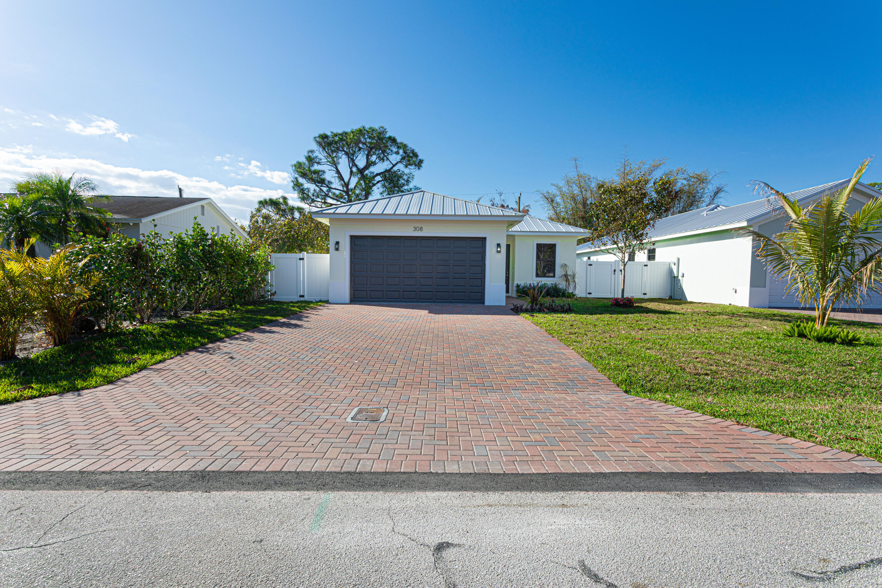 308 4th Jupiter, FL 33458