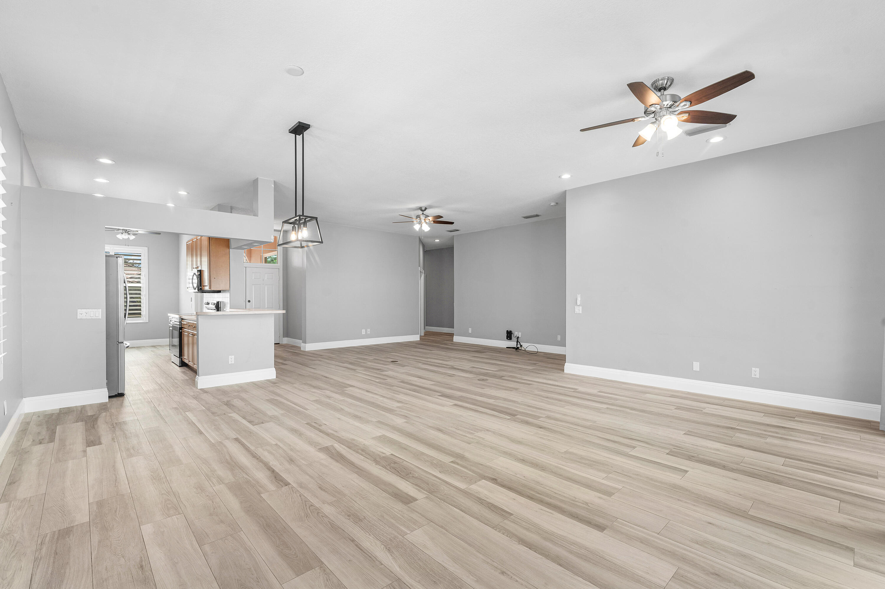 132 E Hampton Jupiter, FL 33458