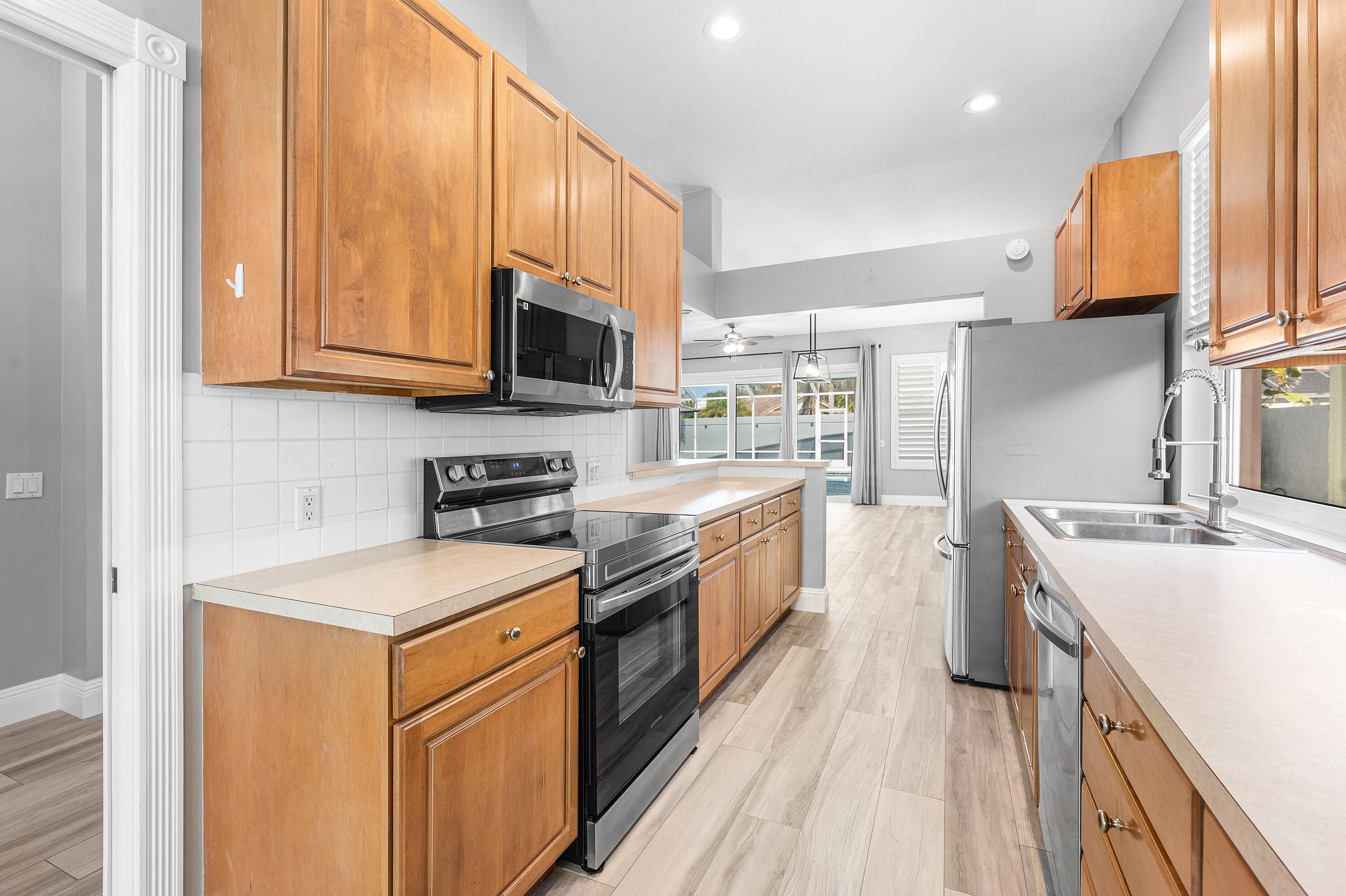 132 E Hampton Jupiter, FL 33458