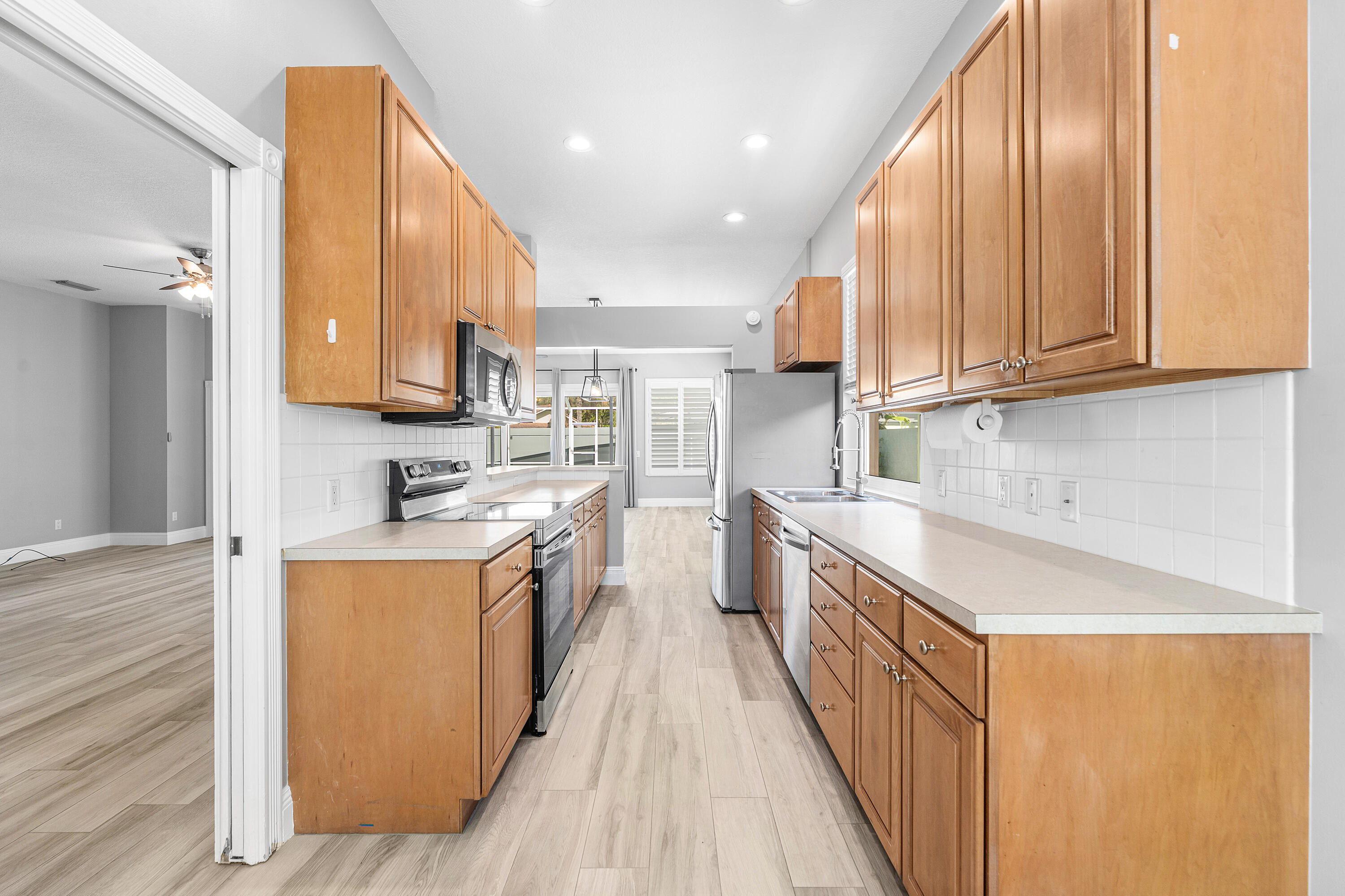 132 E Hampton Jupiter, FL 33458