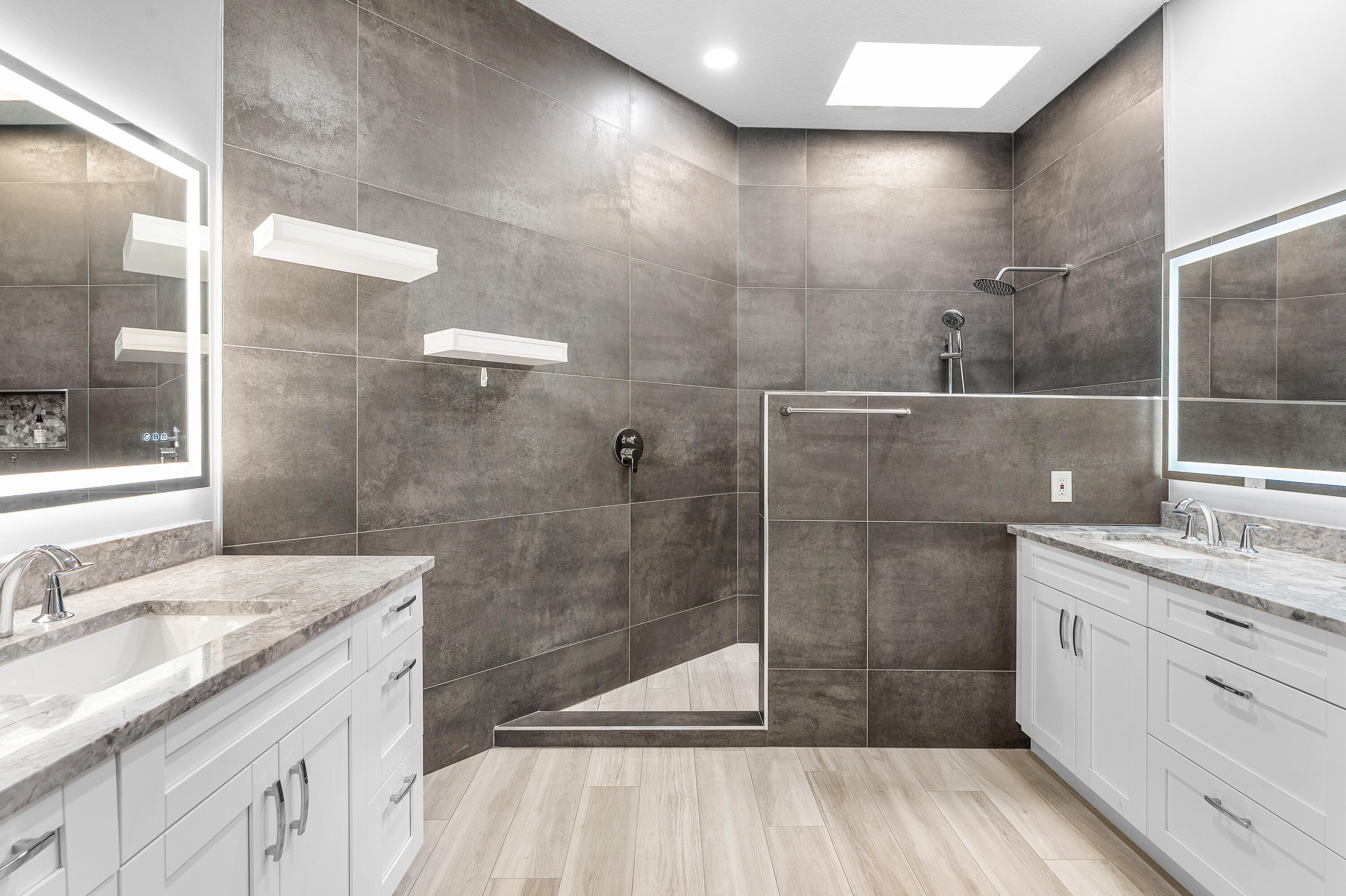 132 E Hampton Jupiter, FL 33458