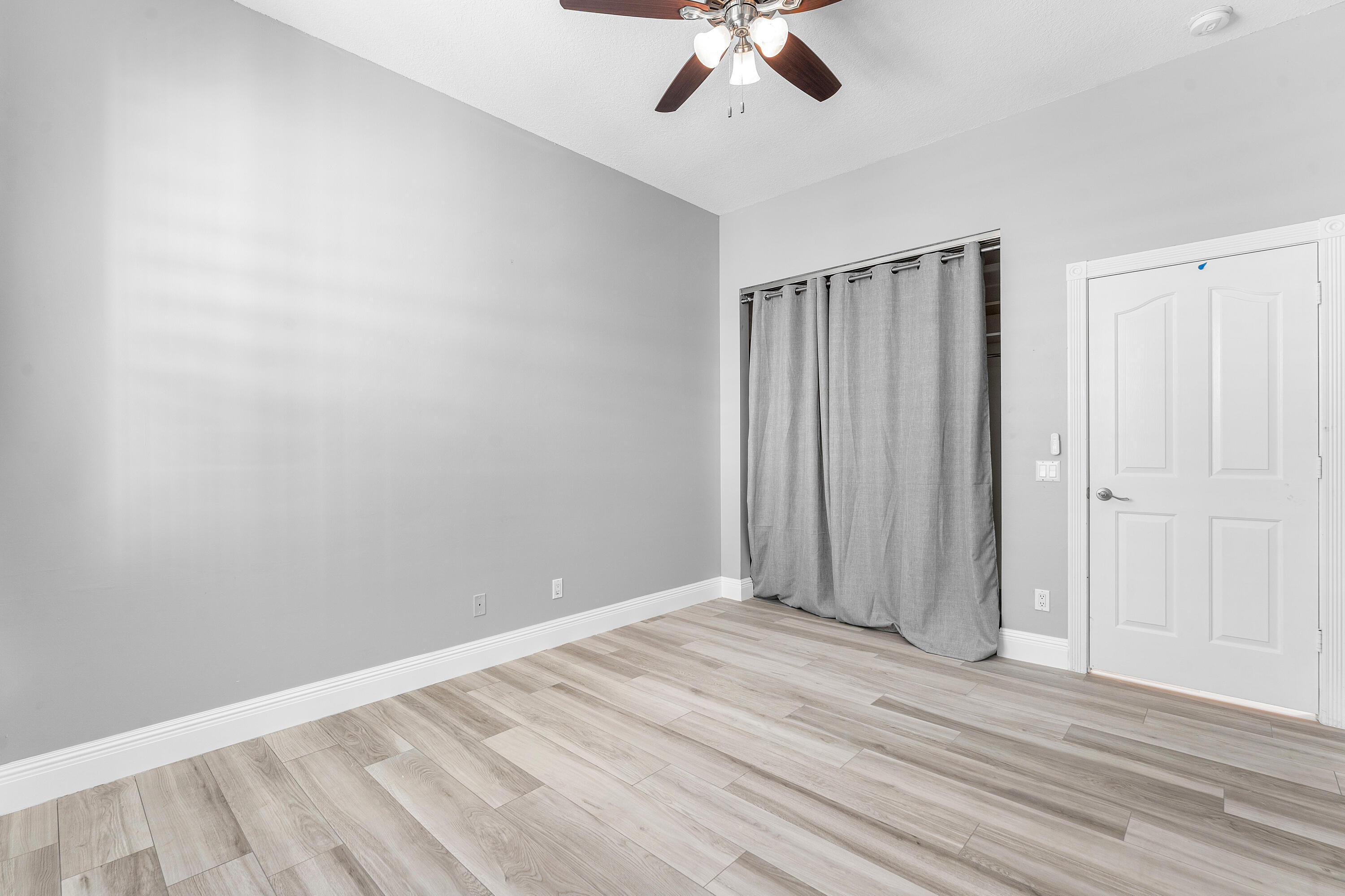 132 E Hampton Jupiter, FL 33458