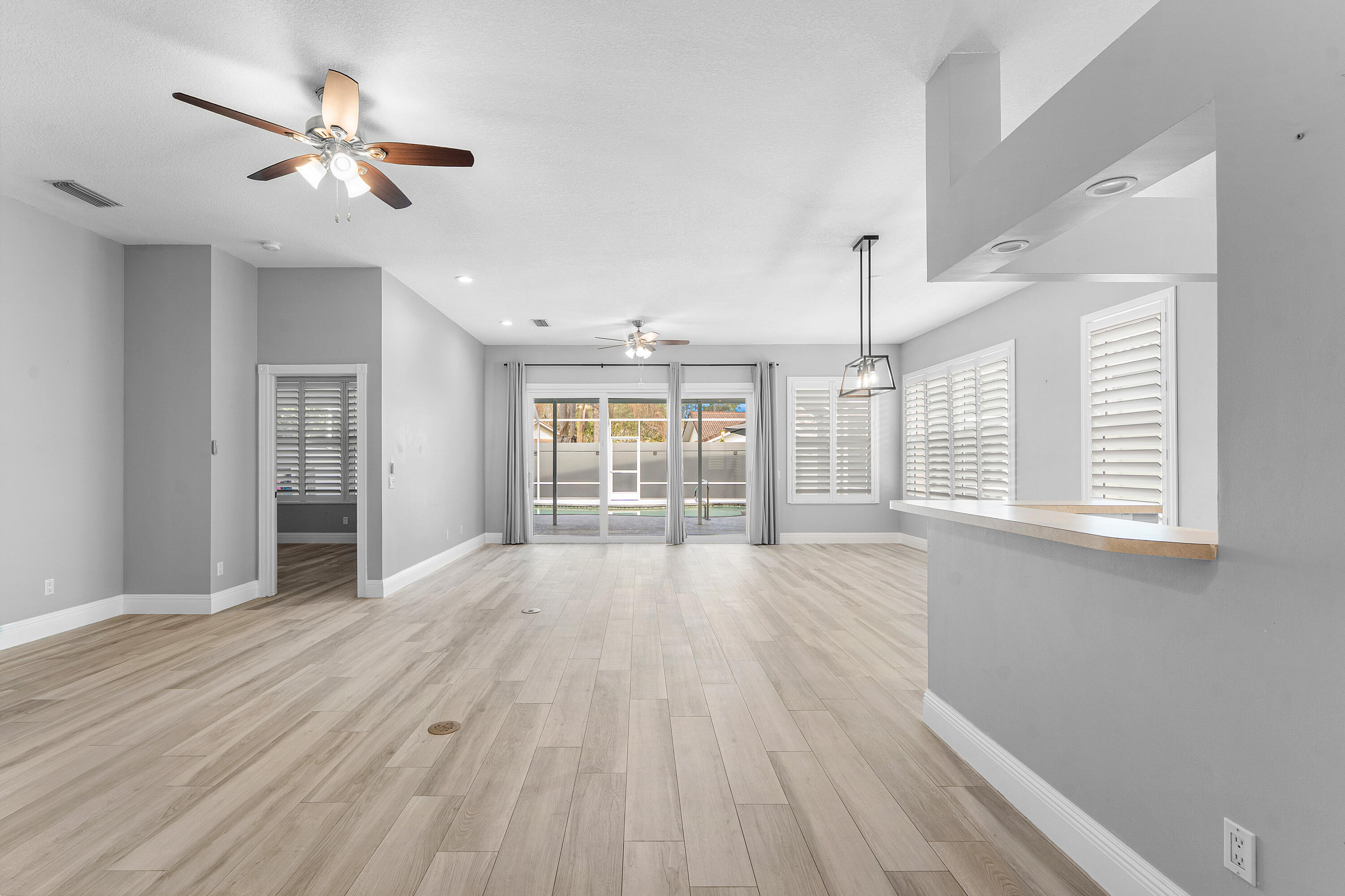 132 E Hampton Jupiter, FL 33458