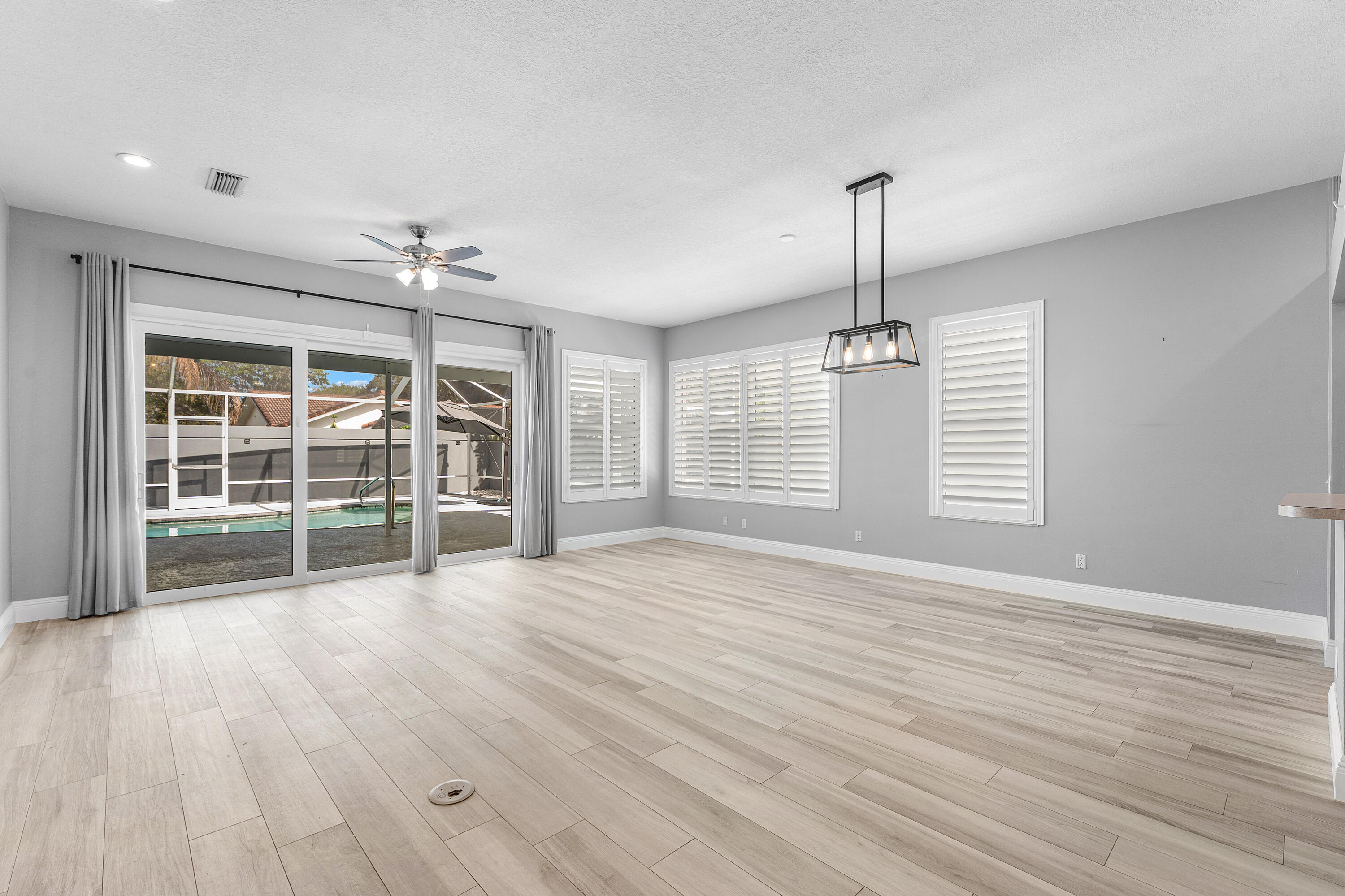 132 E Hampton Jupiter, FL 33458