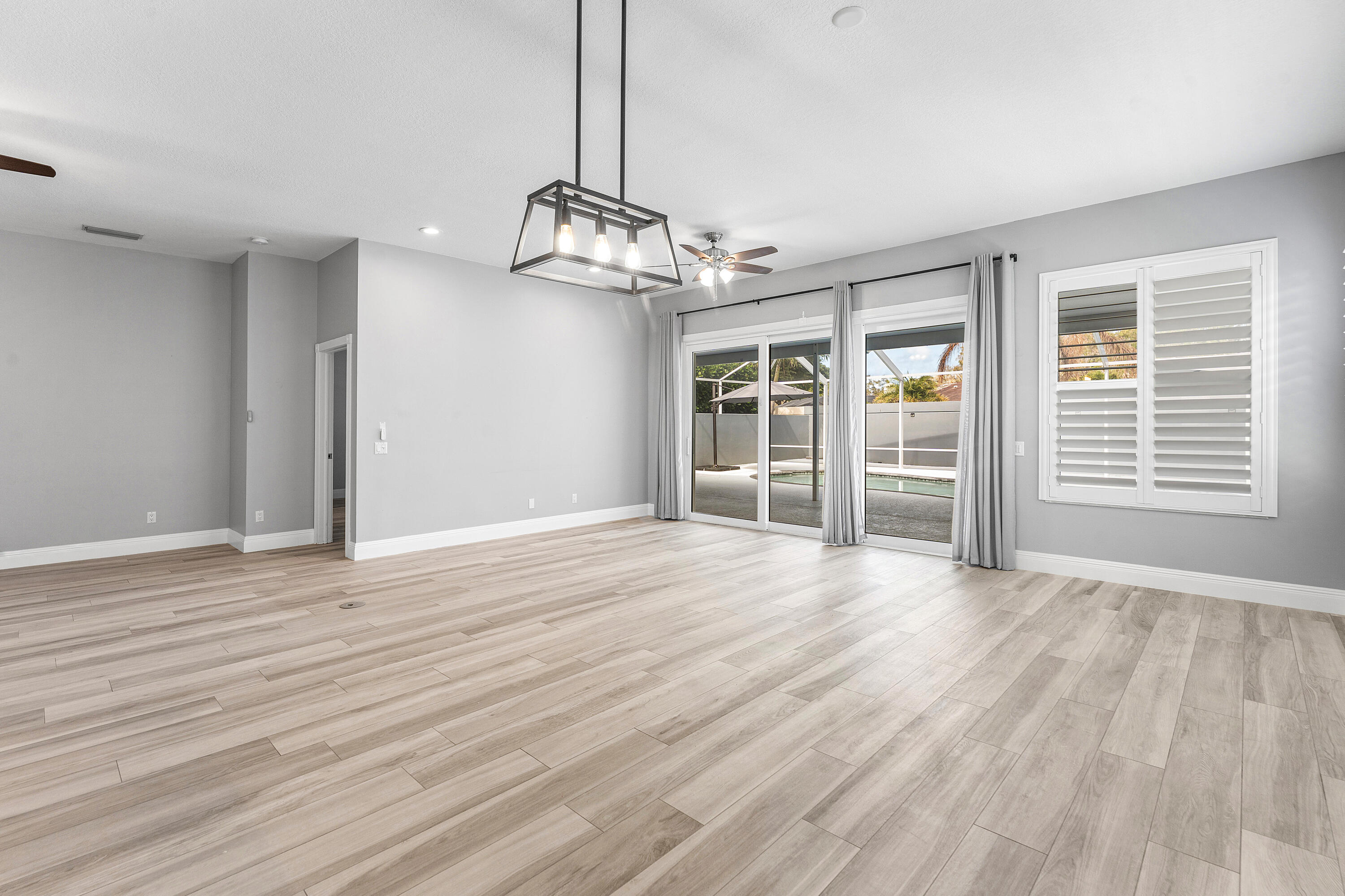 132 E Hampton Jupiter, FL 33458