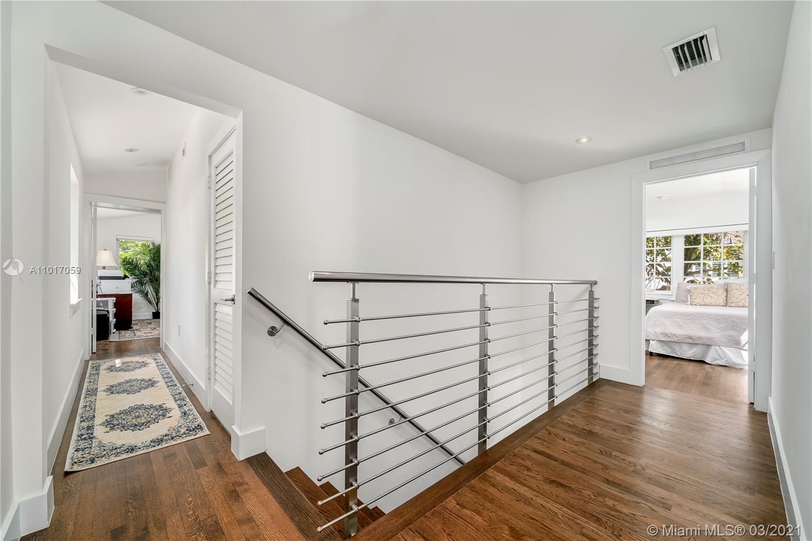 533 Alhambra Cir Coral Gables, FL 33134