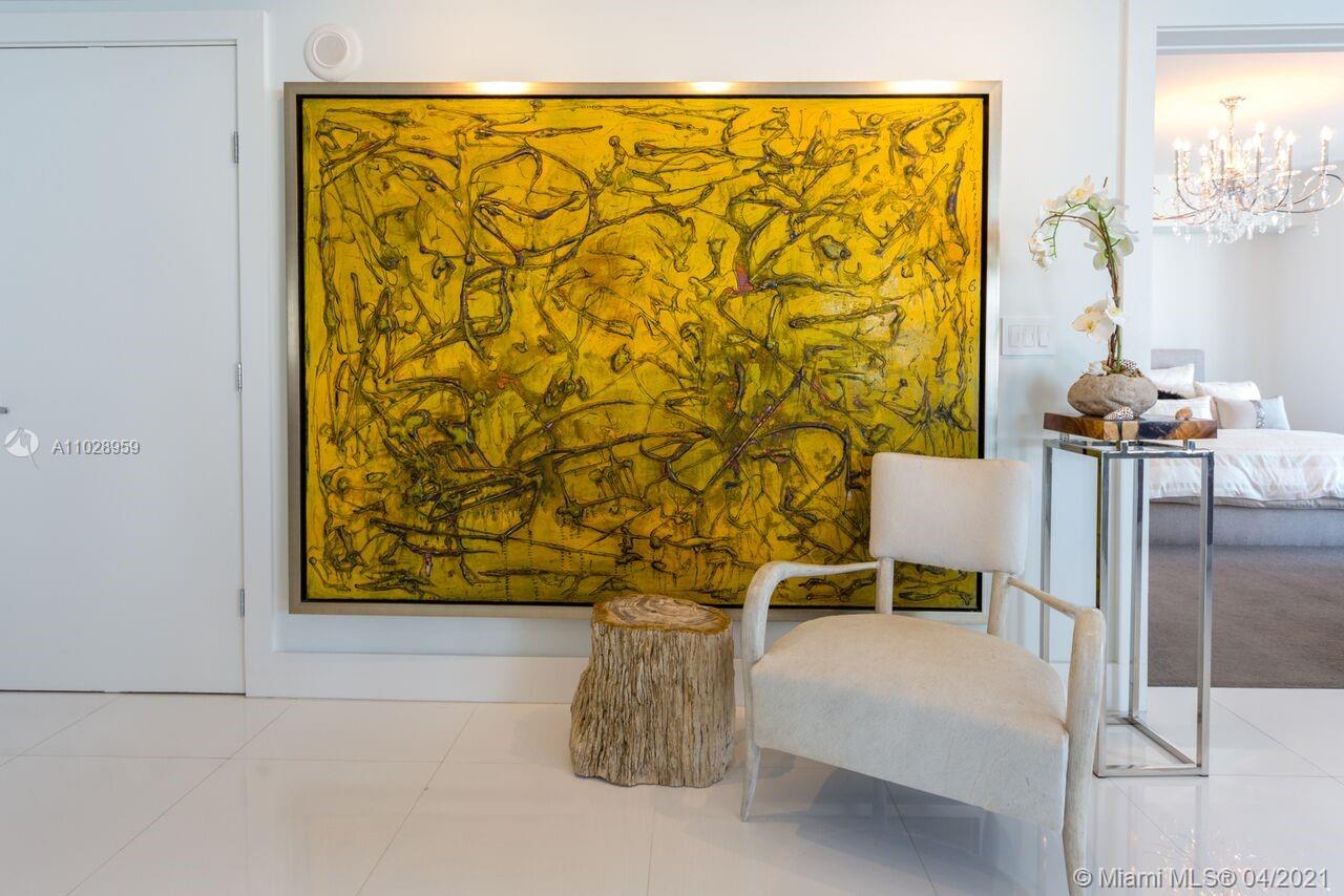 495 Brickell Ave #4202 Miami, FL 33131