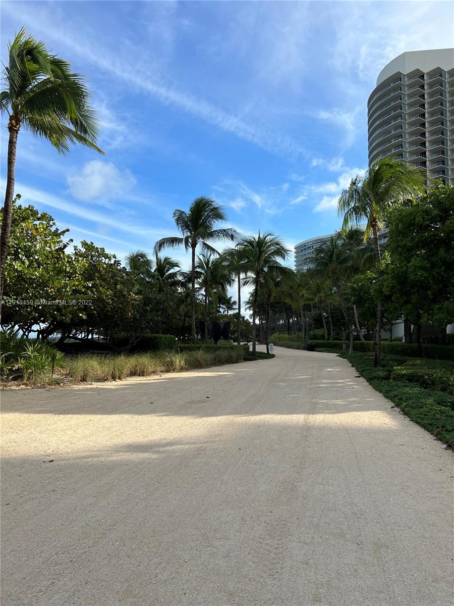 10185 Collins Ave #1409