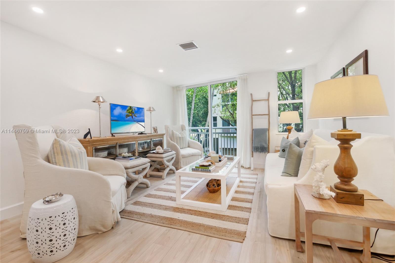 325 N Meridian Ave #2