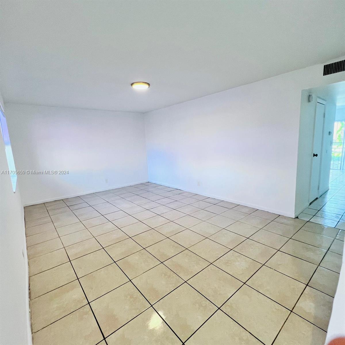 5721 Blueberry Ct #125,Lauderhill, FL 33313
