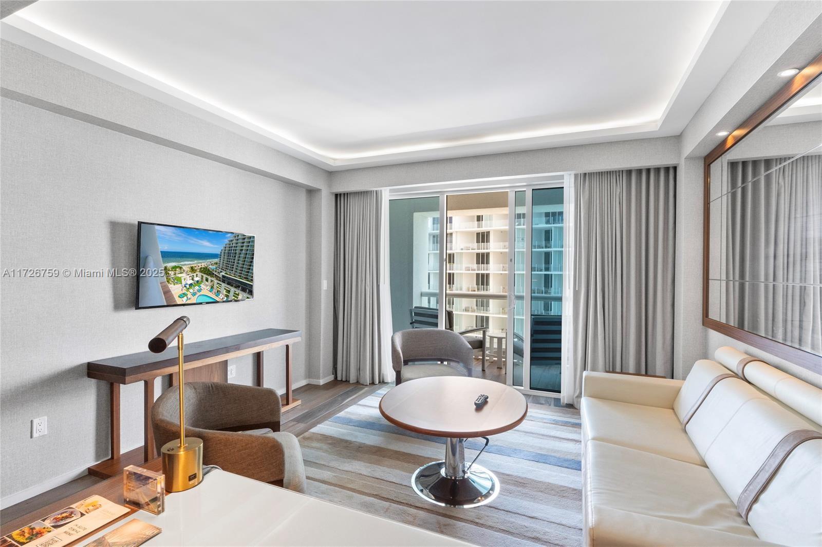 551 N Fort Lauderdale Bch Blvd #R2210 Fort Lauderdale, FL 33304