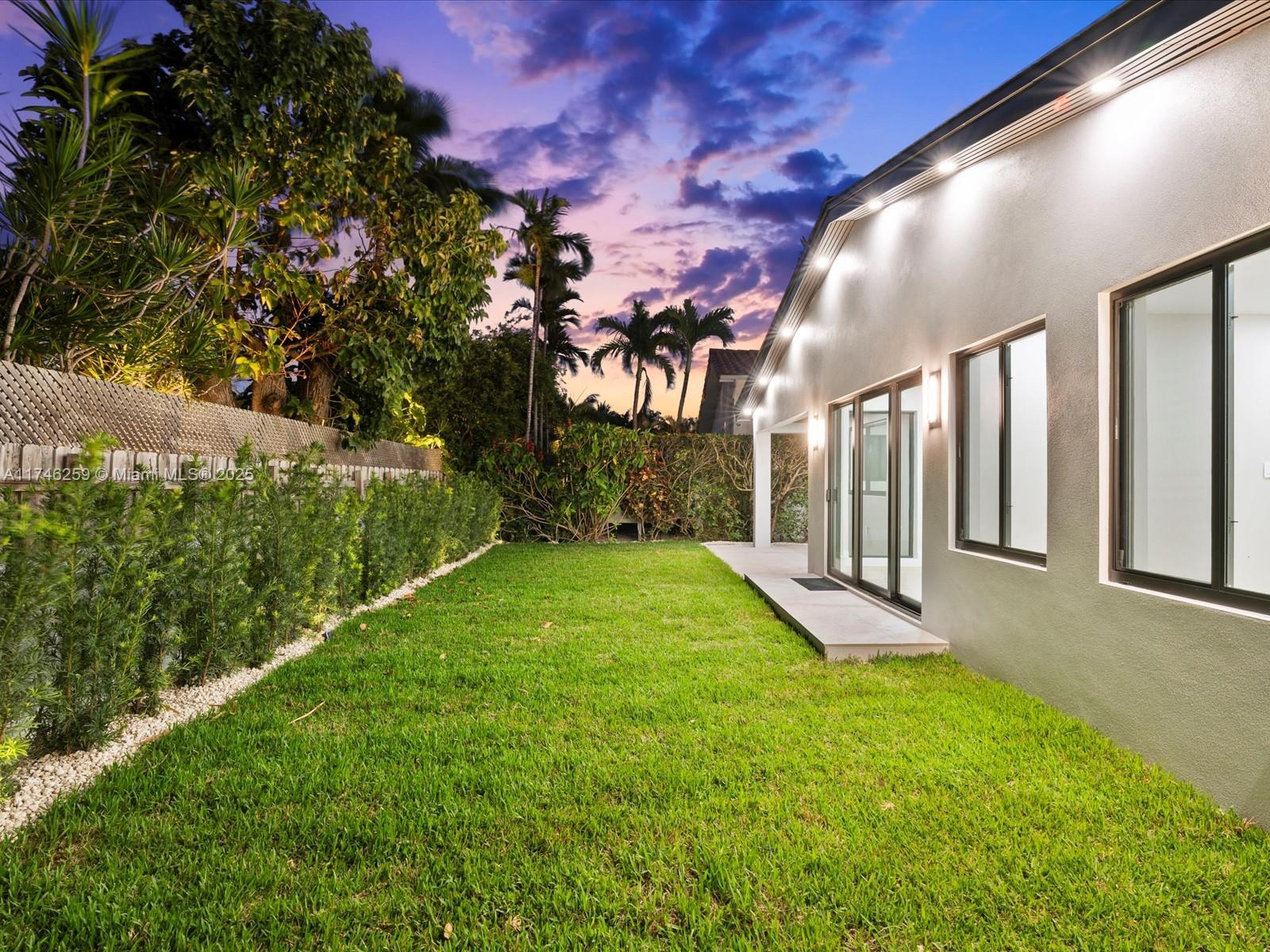 9073 Dickens Ave Surfside, FL 33154