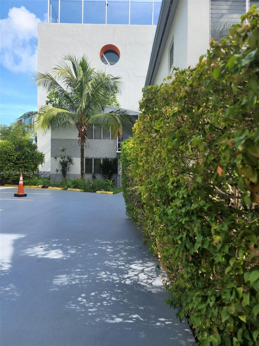 364 SW 11th St,Miami, FL 33130