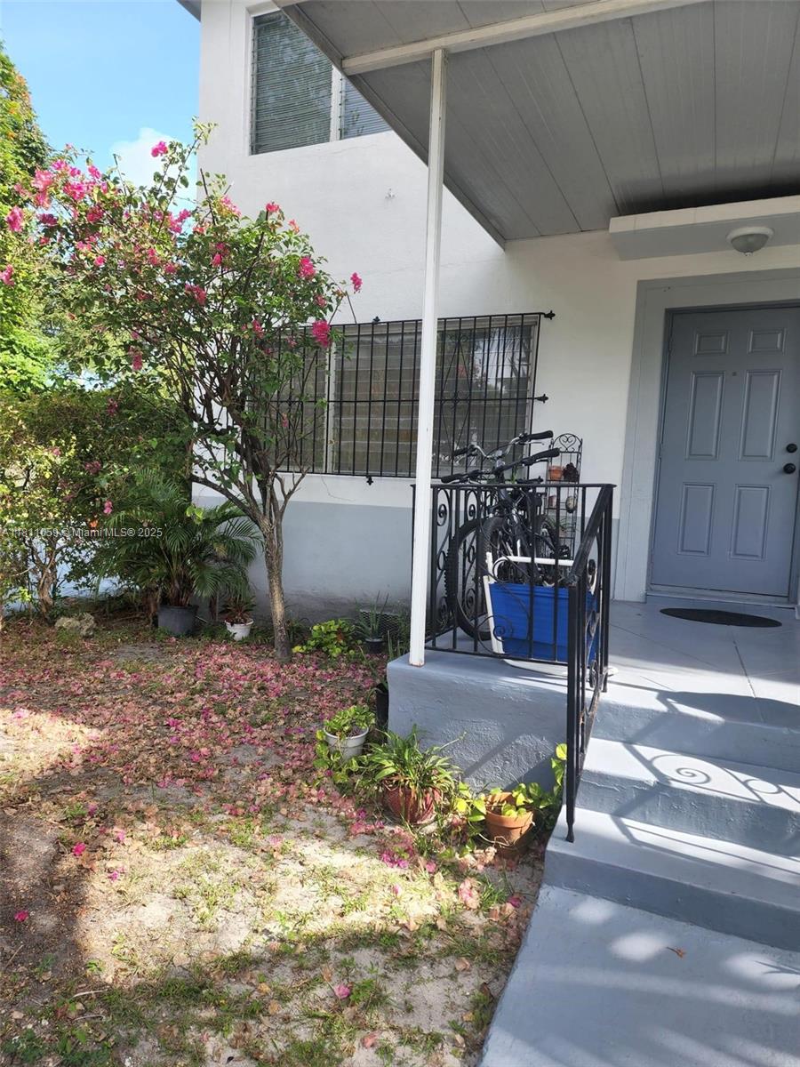 364 SW 11th St,Miami, FL 33130