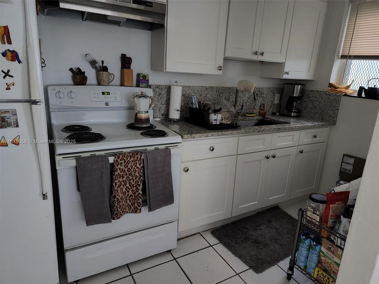 364 SW 11th St,Miami, FL 33130