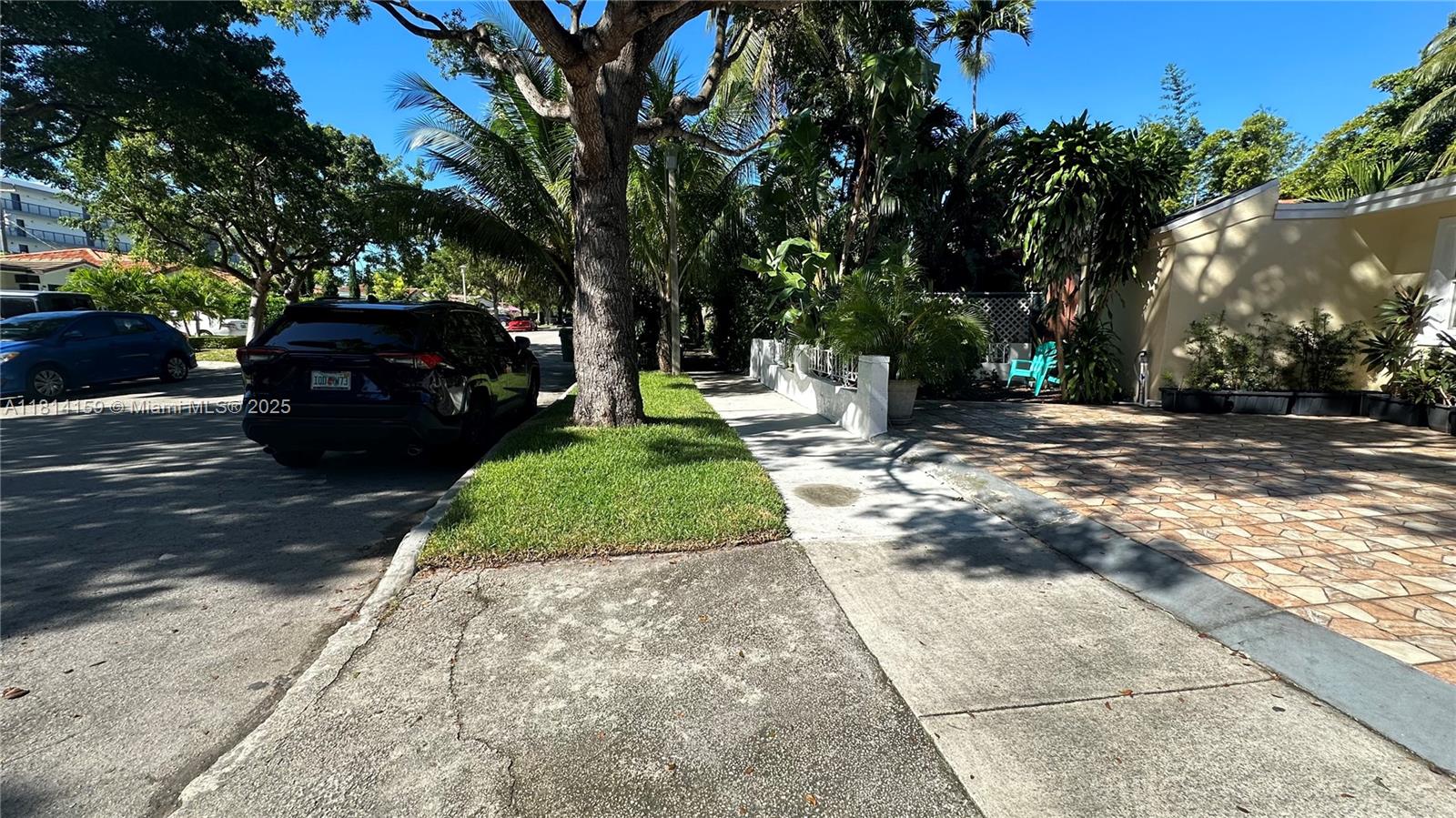 2221 SW 26th Ln,Miami, FL 33133