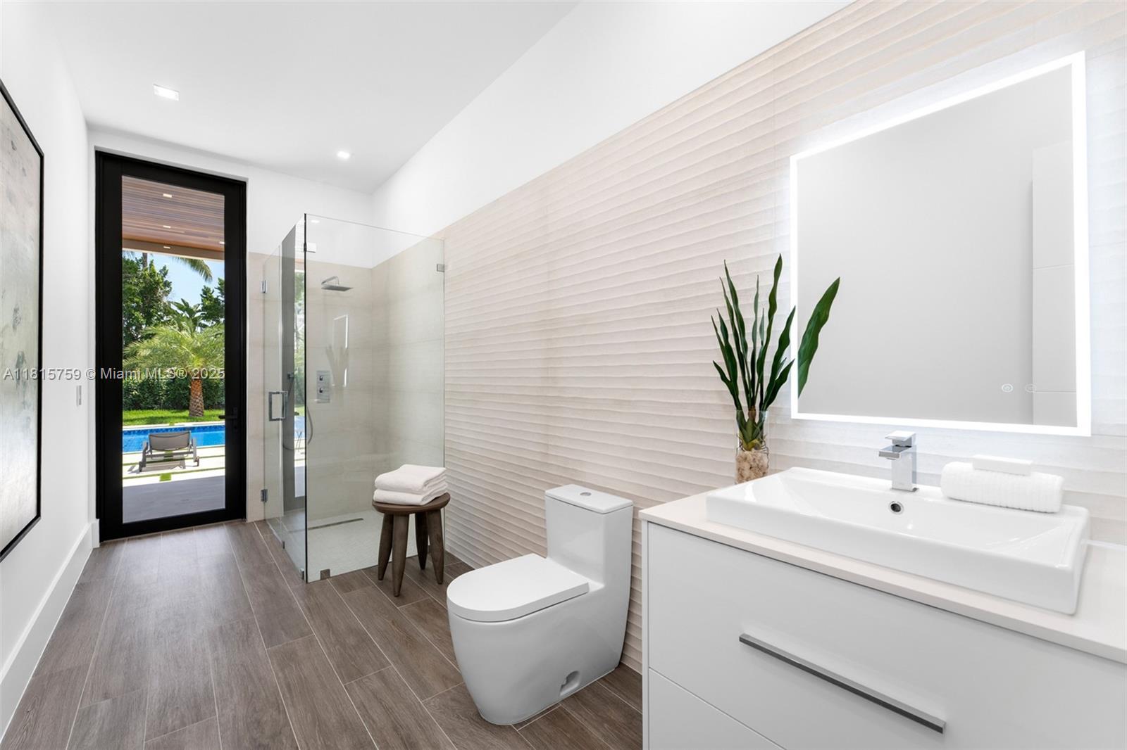 6200 Moss Rnch Rd Pinecrest, FL 33156