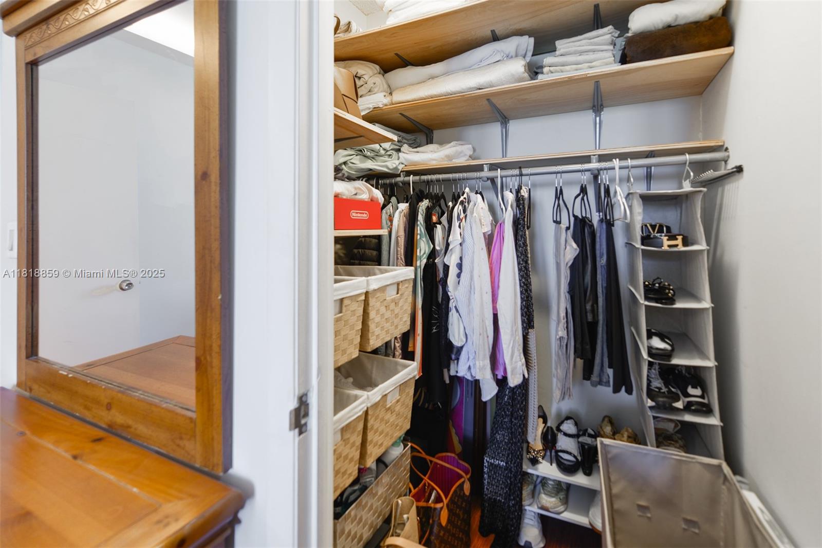 image Roney Palace Condo21