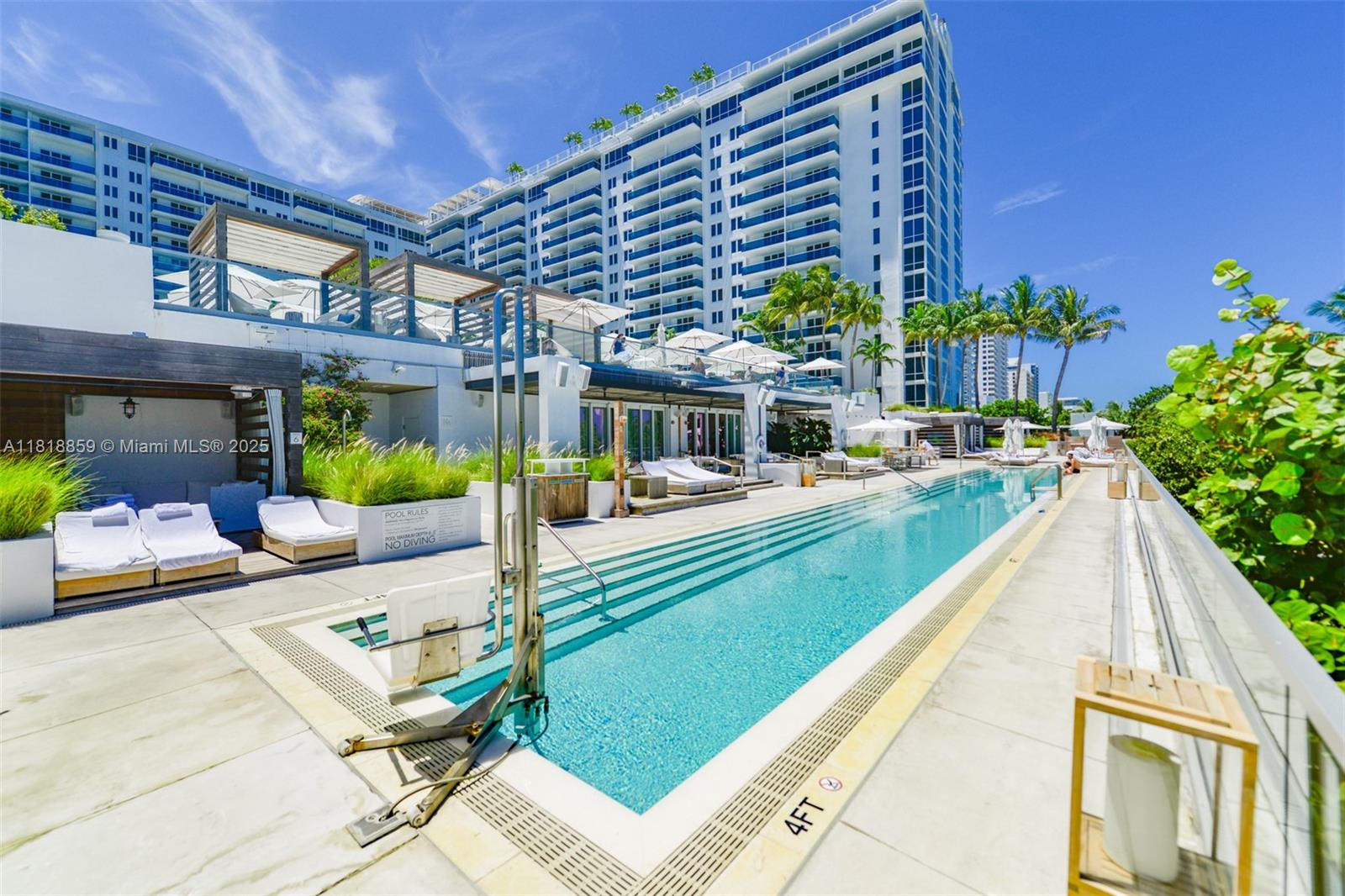 image Roney Palace Condo34